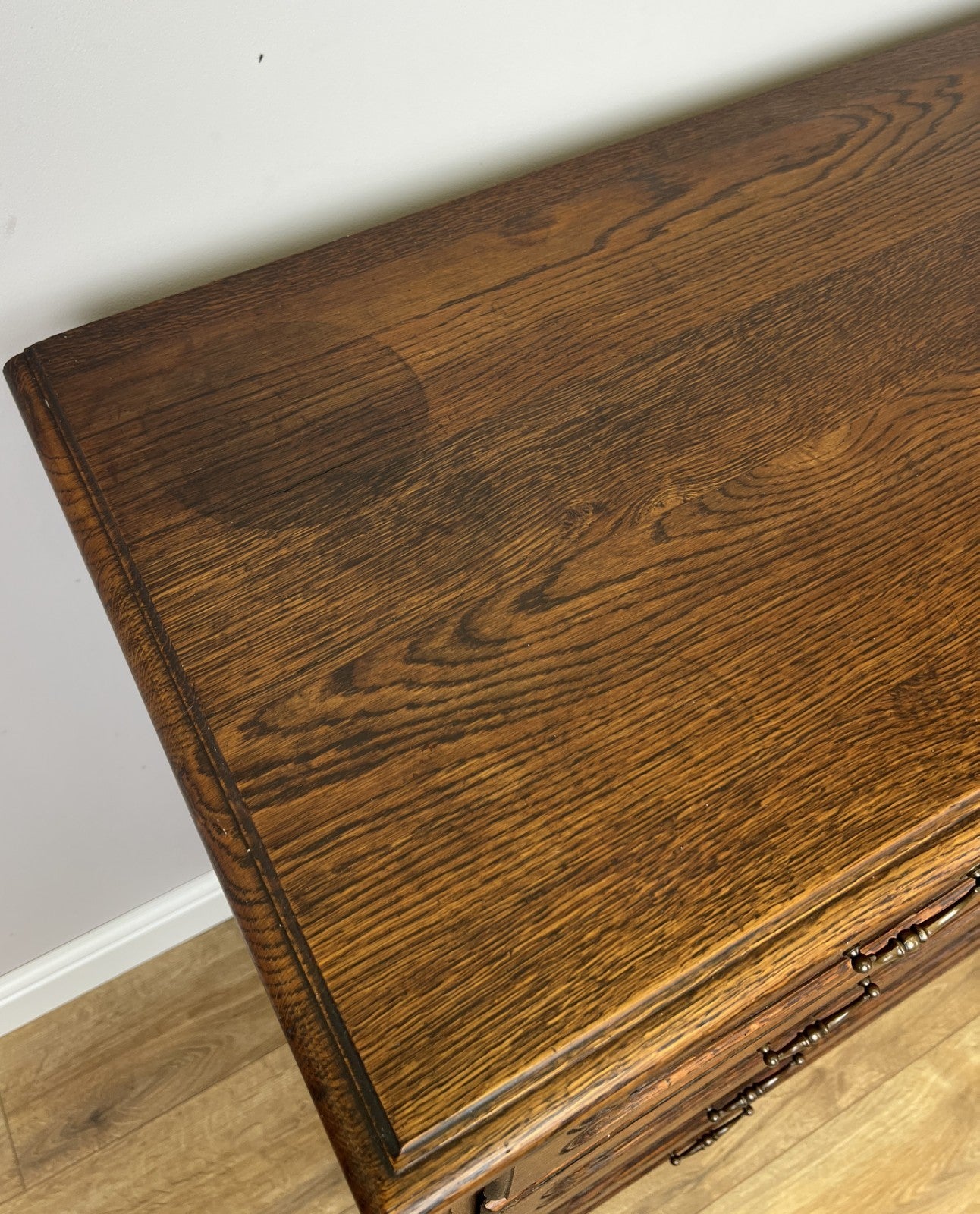 Chest of Drawers Vintage French Louis Oak 4 Drawers Carved Cabinet LOT 62697