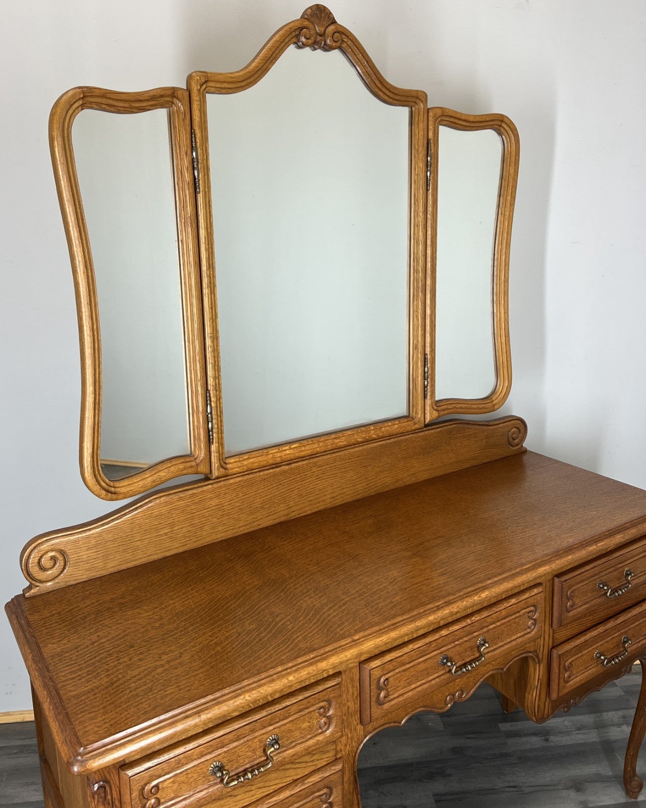 Vintage Dressing Table with Mirror French Oak Louis Vanity Table Makeup LOT 45576