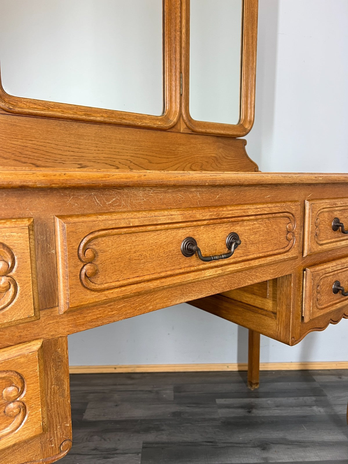 Vintage Dressing Table with Mirror French Oak Louis Vanity Table Makeup LOT 456410