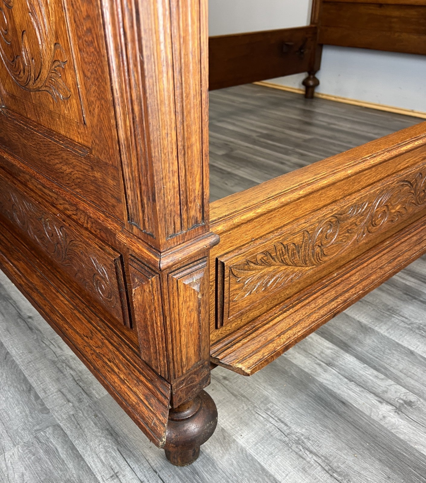 Bed Antique French Style Oak Double Bed Frame Carved Headboard LOT 473912