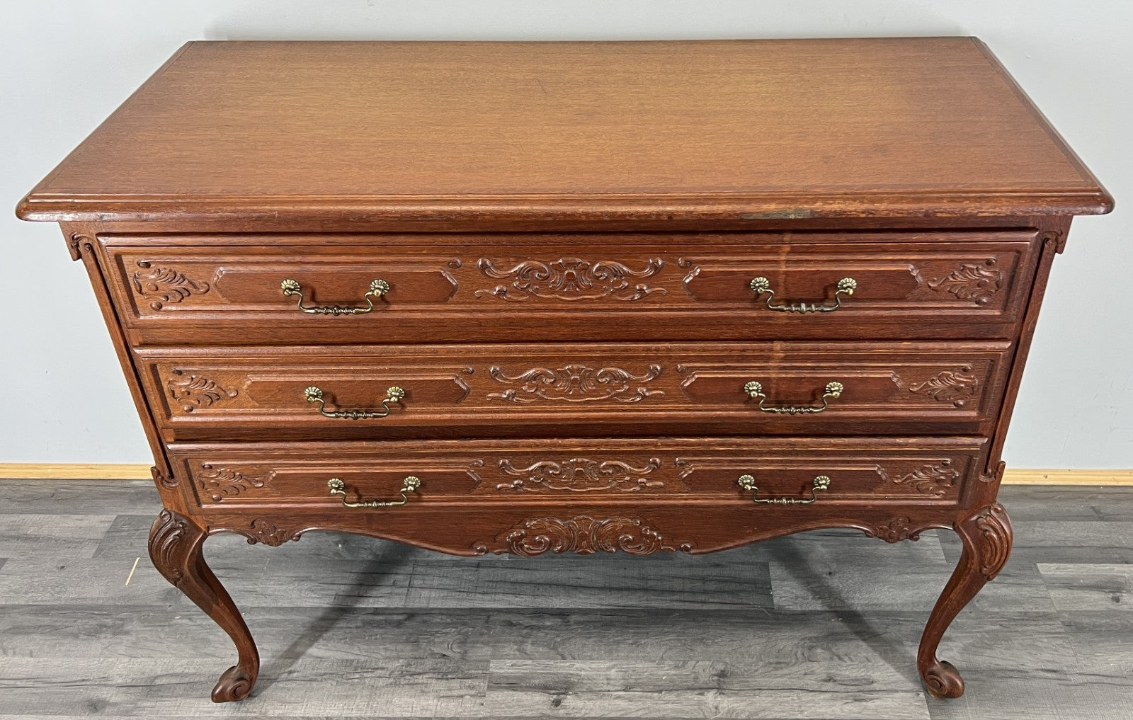Chest of Drawers Vintage French Louis XVI Oak Carved 3 Drawer Cabinet LOT 43950