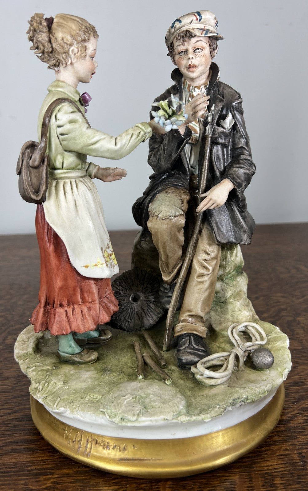 Figurines Vintage Style Italian Handmade Porcelain Couple Scene LOT 47560