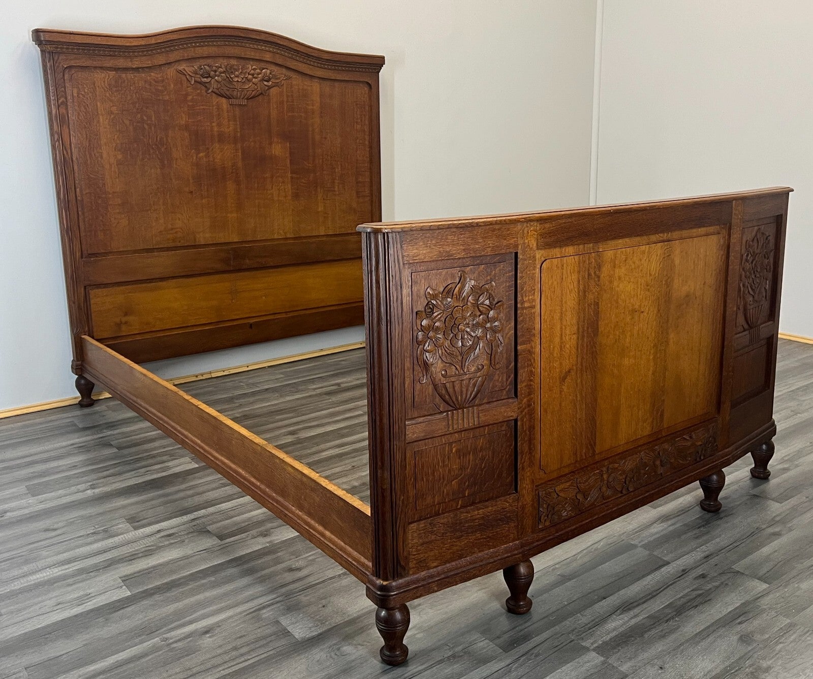 Bed Antique French Style Oak Double Bed Frame Carved Headboard LOT 27620