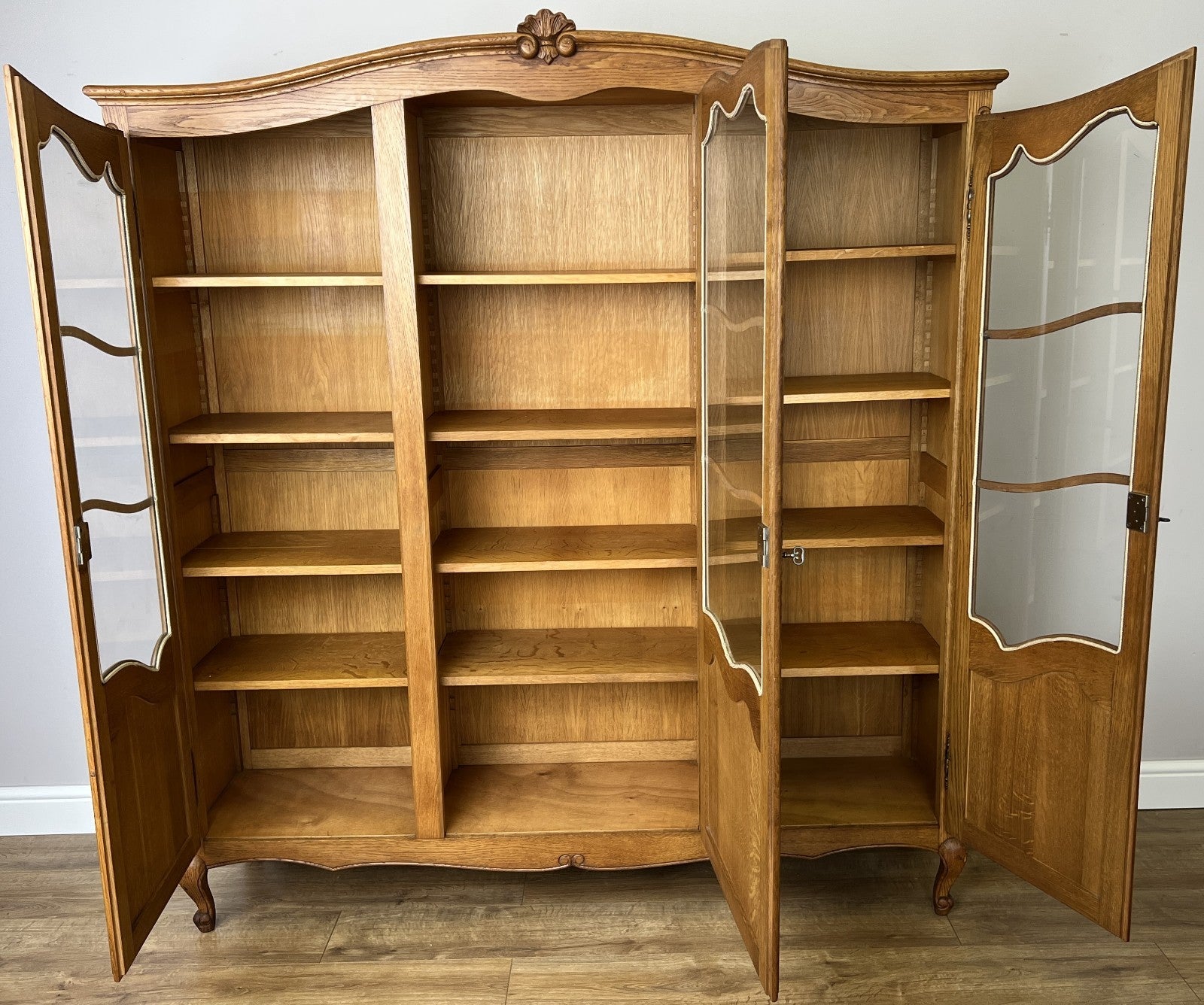 Bookcase Vintage French Louis XVI Oak Display Cabinet Carved Sideboard LOT 631310