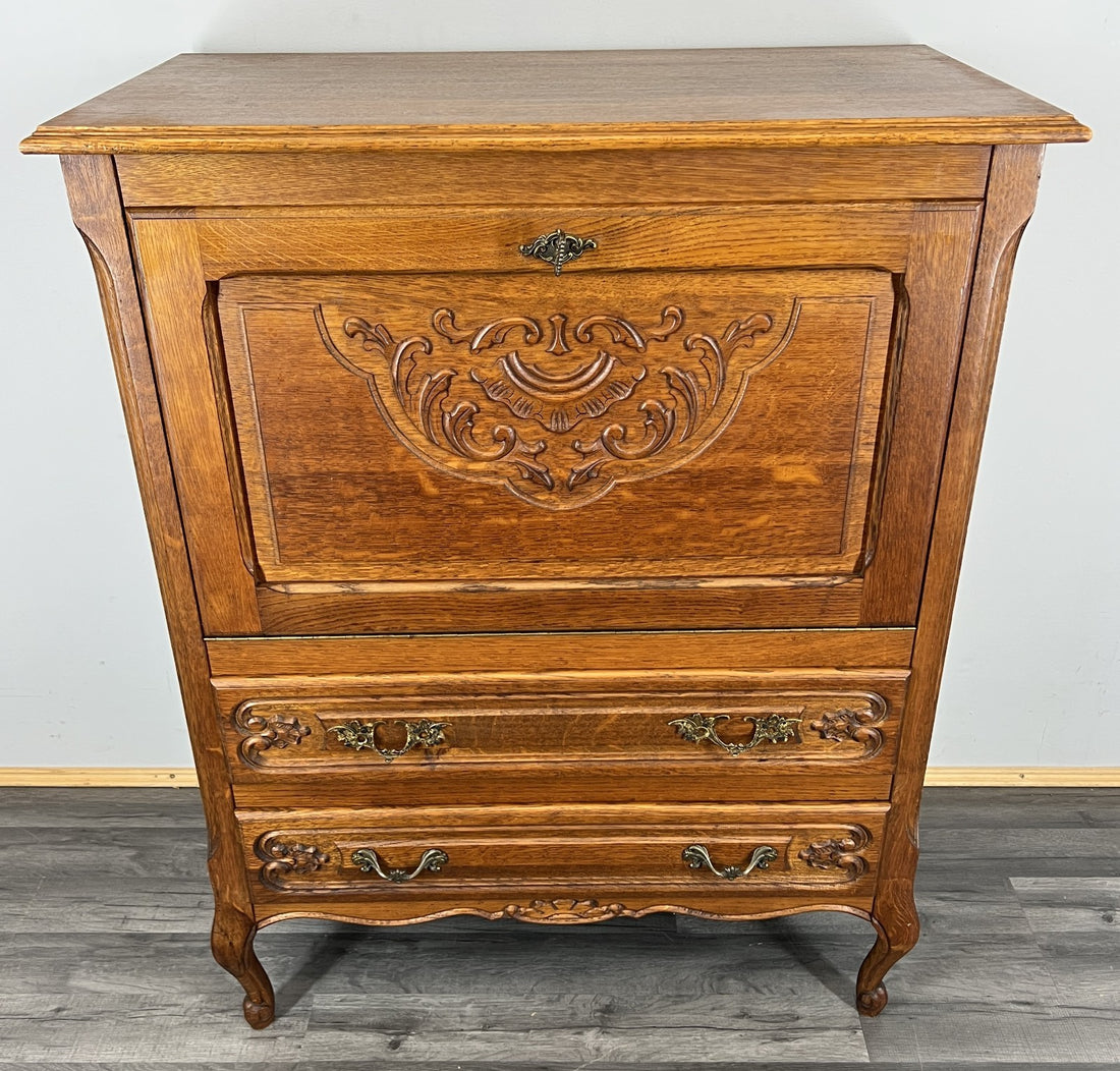 Cabinet Vintage French Louis XIV Style Sideboard Carved Cupboard LOT 44190