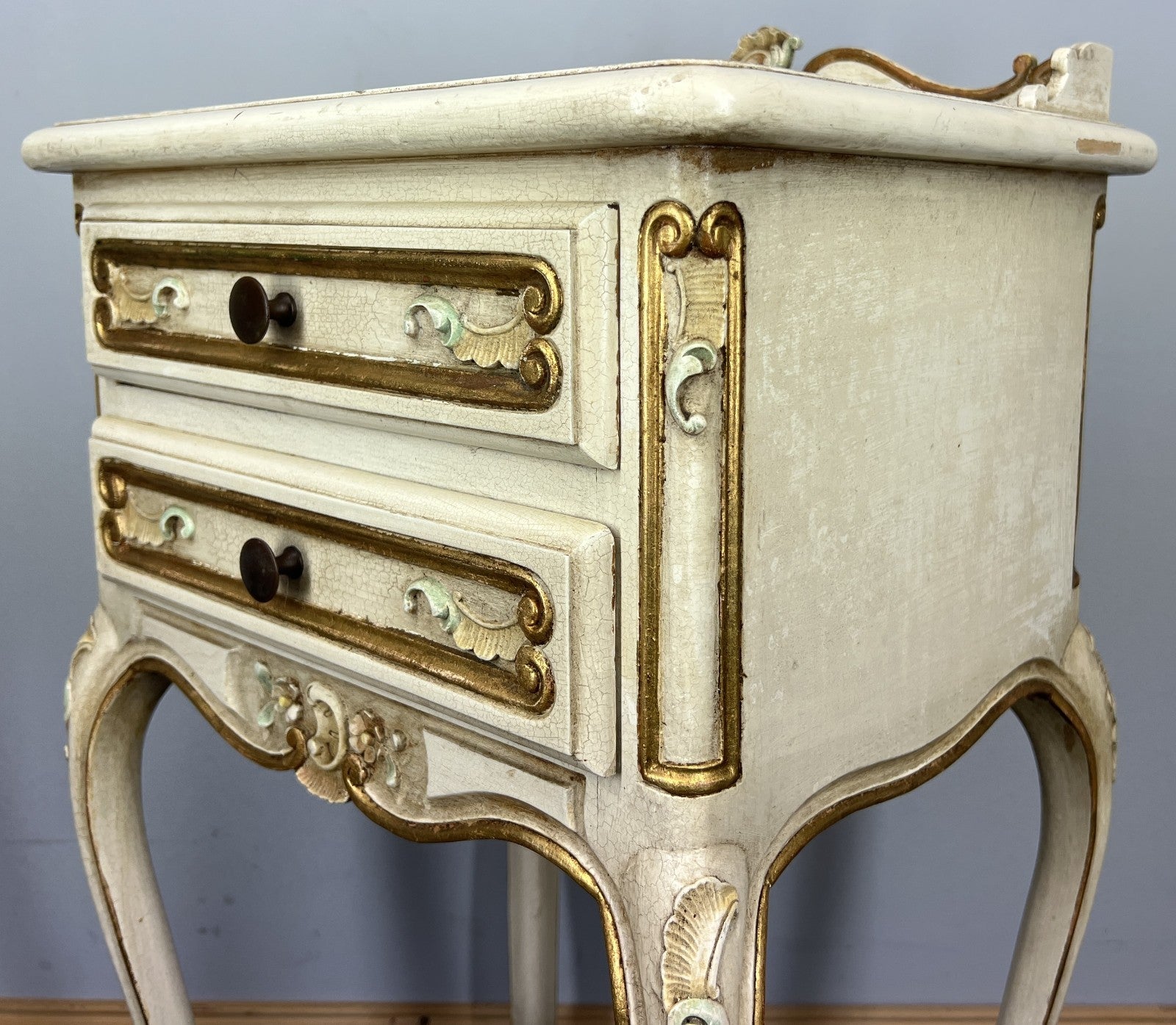 Pair of Bedside Tables Vintage Shabby Chic Louis Nightstands Cabinets LOT 43419