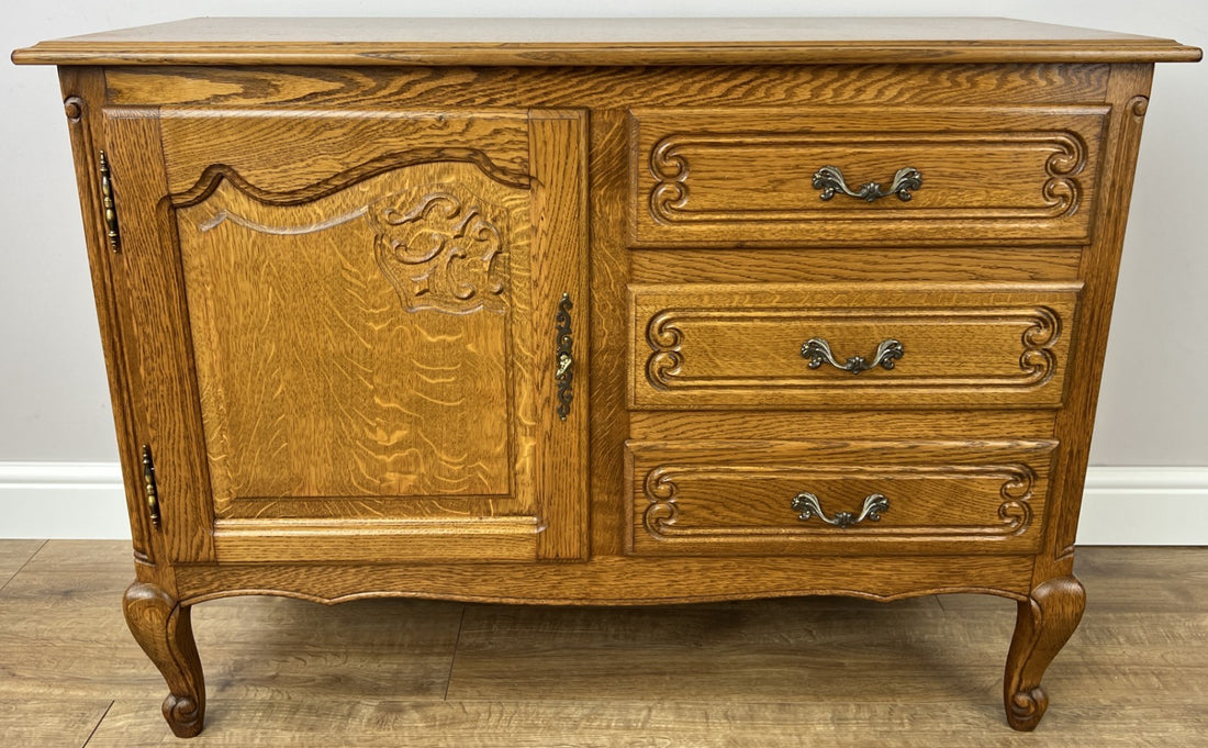 Cabinet Vintage French Louis XIV Oak Sideboard with Carved Cupboard LOT 62640