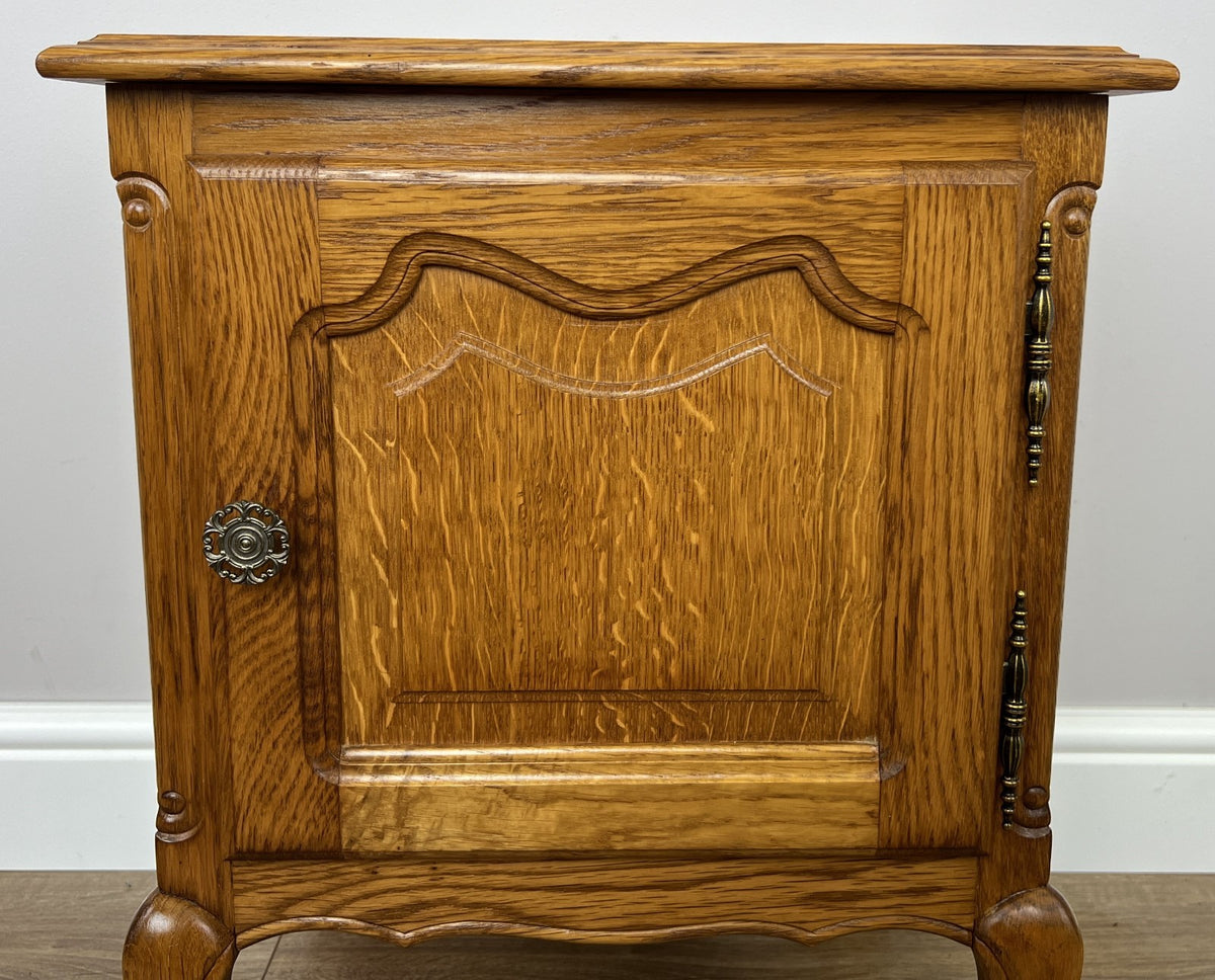 Pair of Bedside Tables Vintage French Louis Oak Nightstands Cabinets LOT 62955