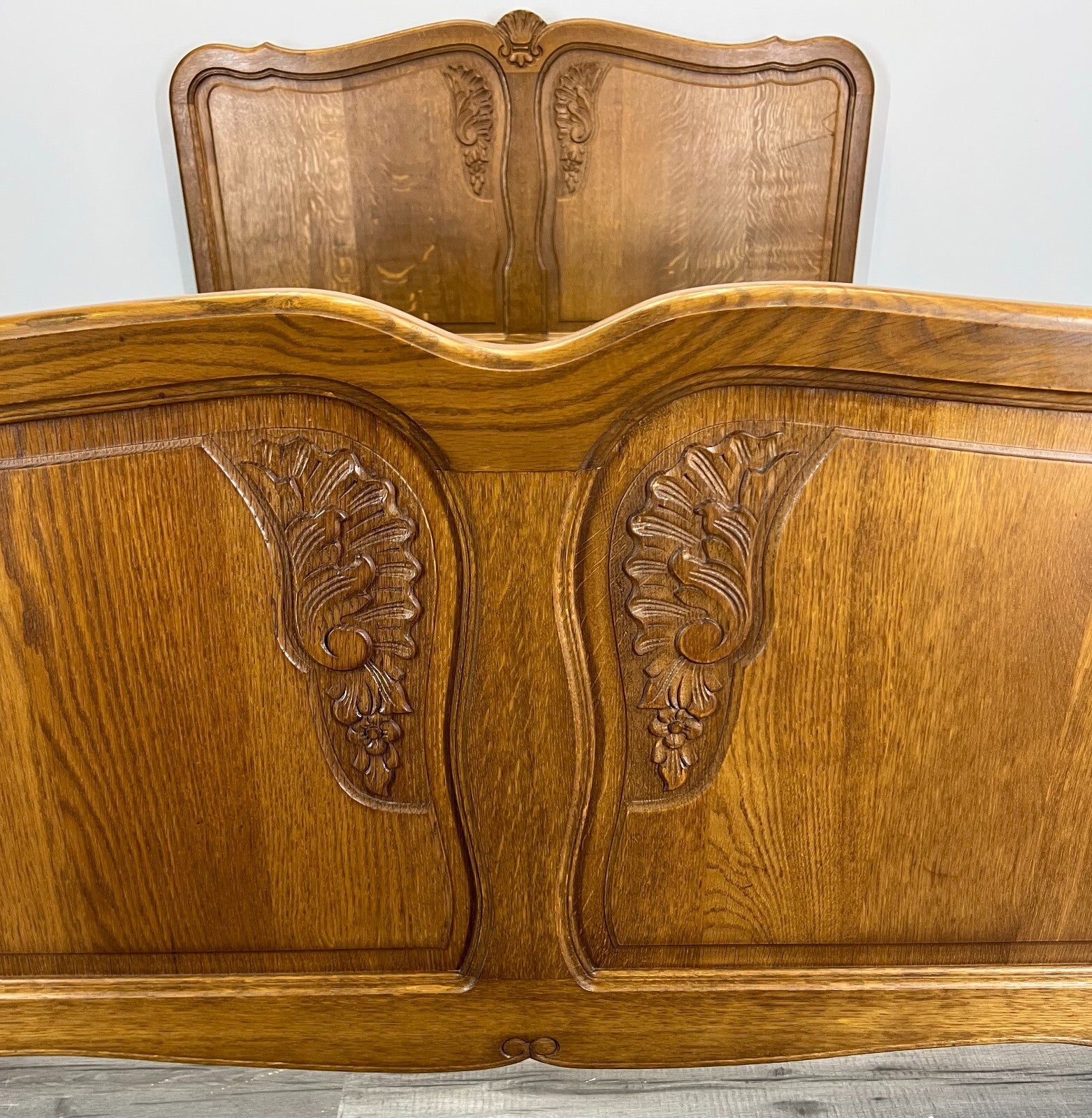 Bed Vintage French Louis XVI Double Bed Frame Oak Carved Headboard LOT 25204