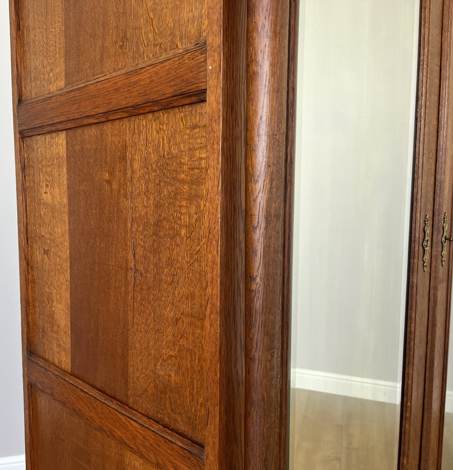 Wardrobe Antique French Oak Two Door Mirrored Carved Armoire Cabinet LOT 615314