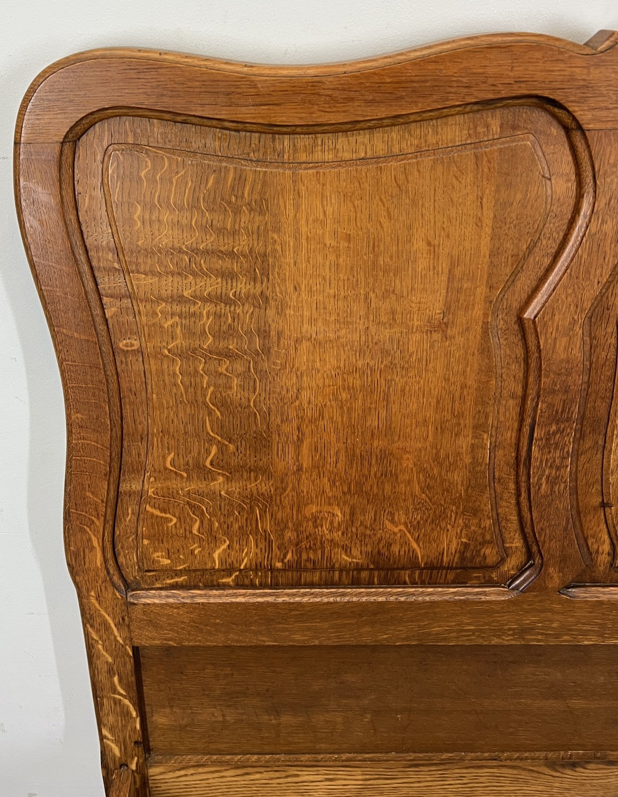 Bed Vintage French Louis XVI Double Bed Frame Oak Carved Headboard LOT 47048