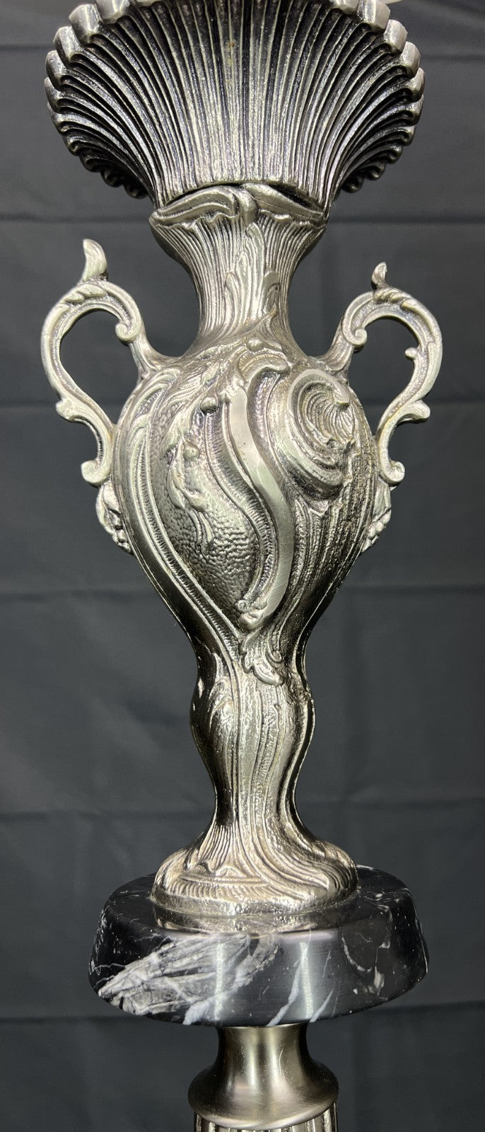 Floor Lamp Vintage French Style Standing Lamp Metal Floral Design LOT 481811