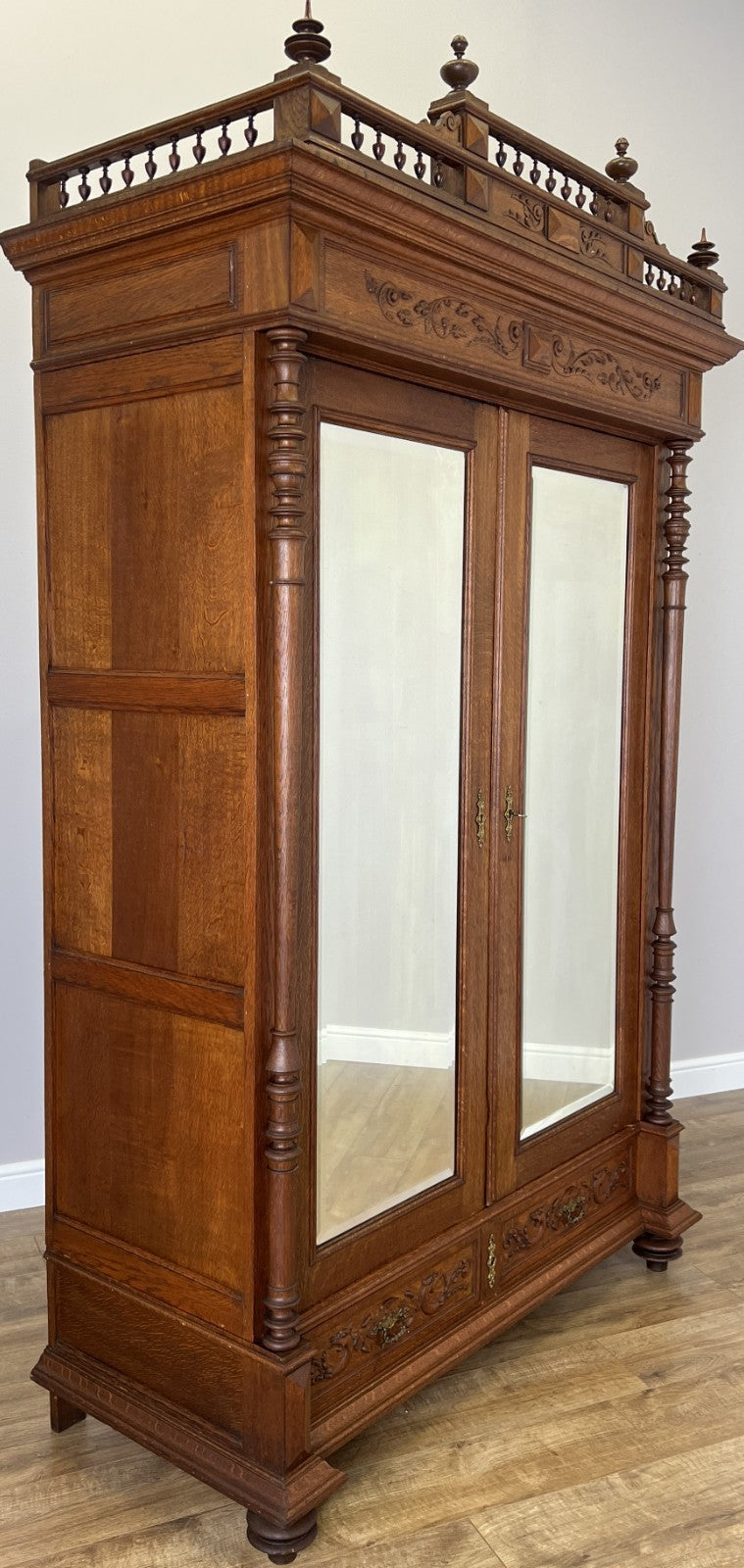 Wardrobe Antique French Oak Two Door Mirrored Carved Armoire Cabinet LOT 61532