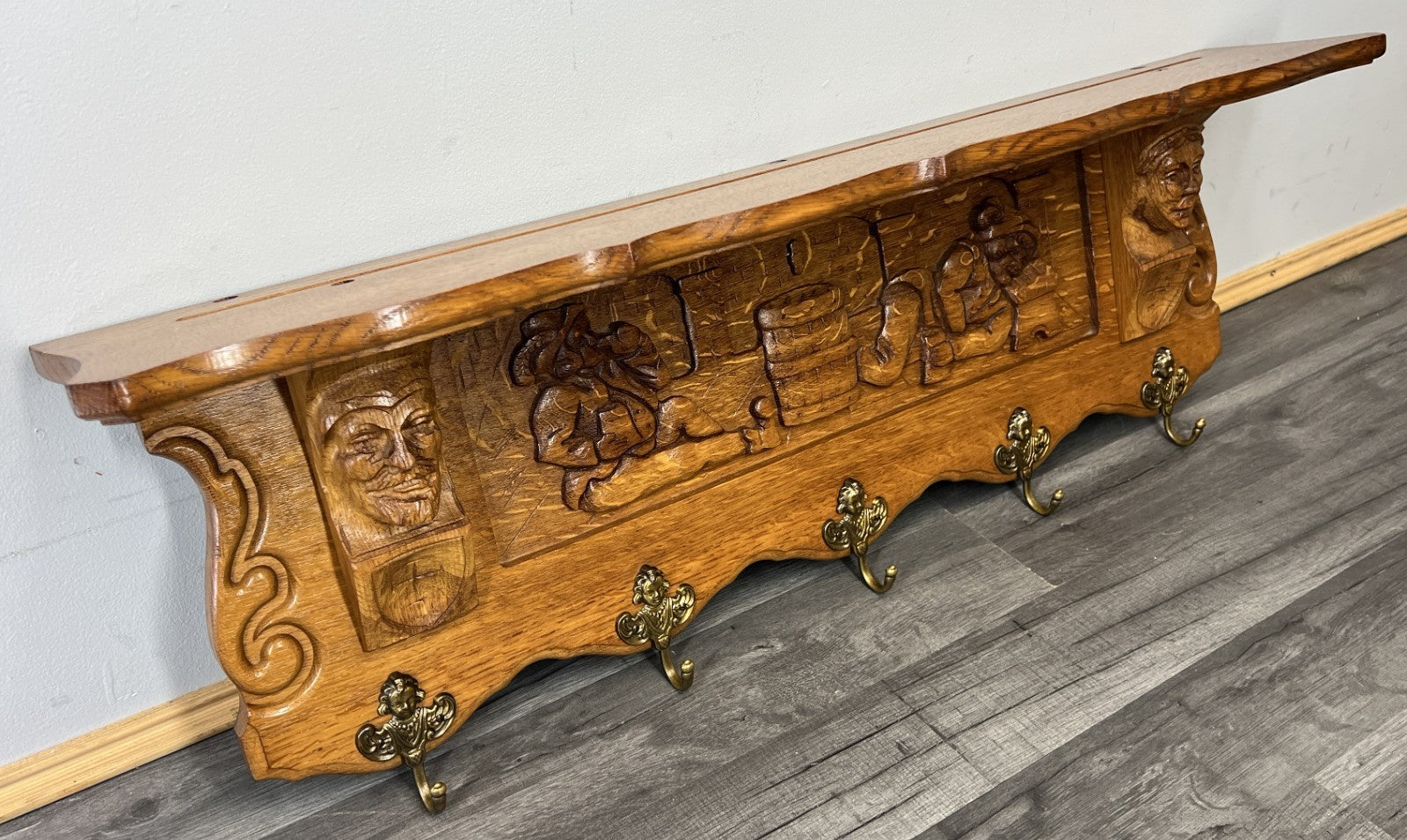 French Vintage Style Coat Rack Oak 5 Hooks Ornate Wall Shelf Coat LOT 46933