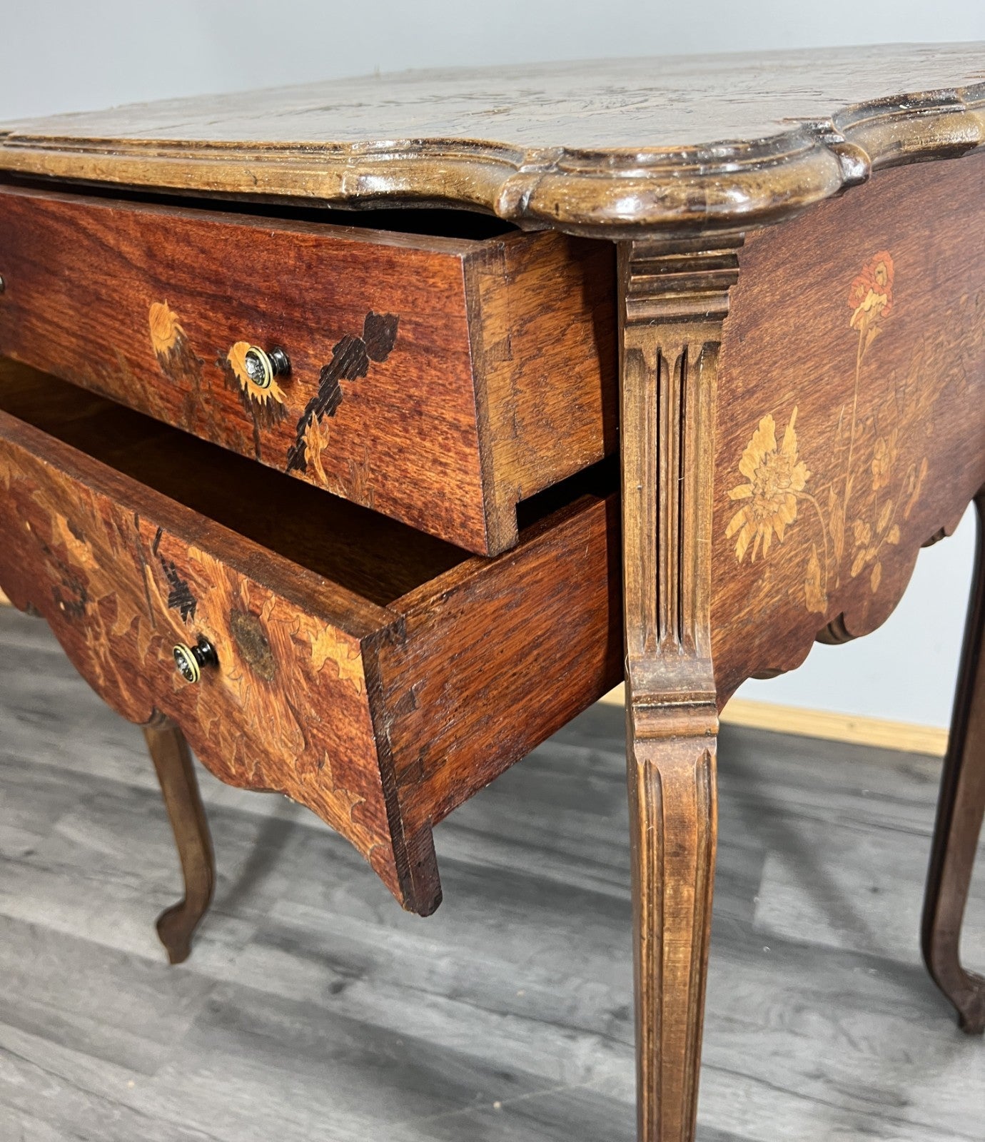Cabinet Vintage French Louis XVI Style Oak Sideboard Carved Cupboard LOT 429015
