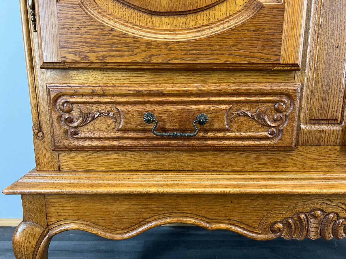 Cabinet Vintage French Louis XIV Style Carved Sideboard 2 Door Cupboard LOT 35526