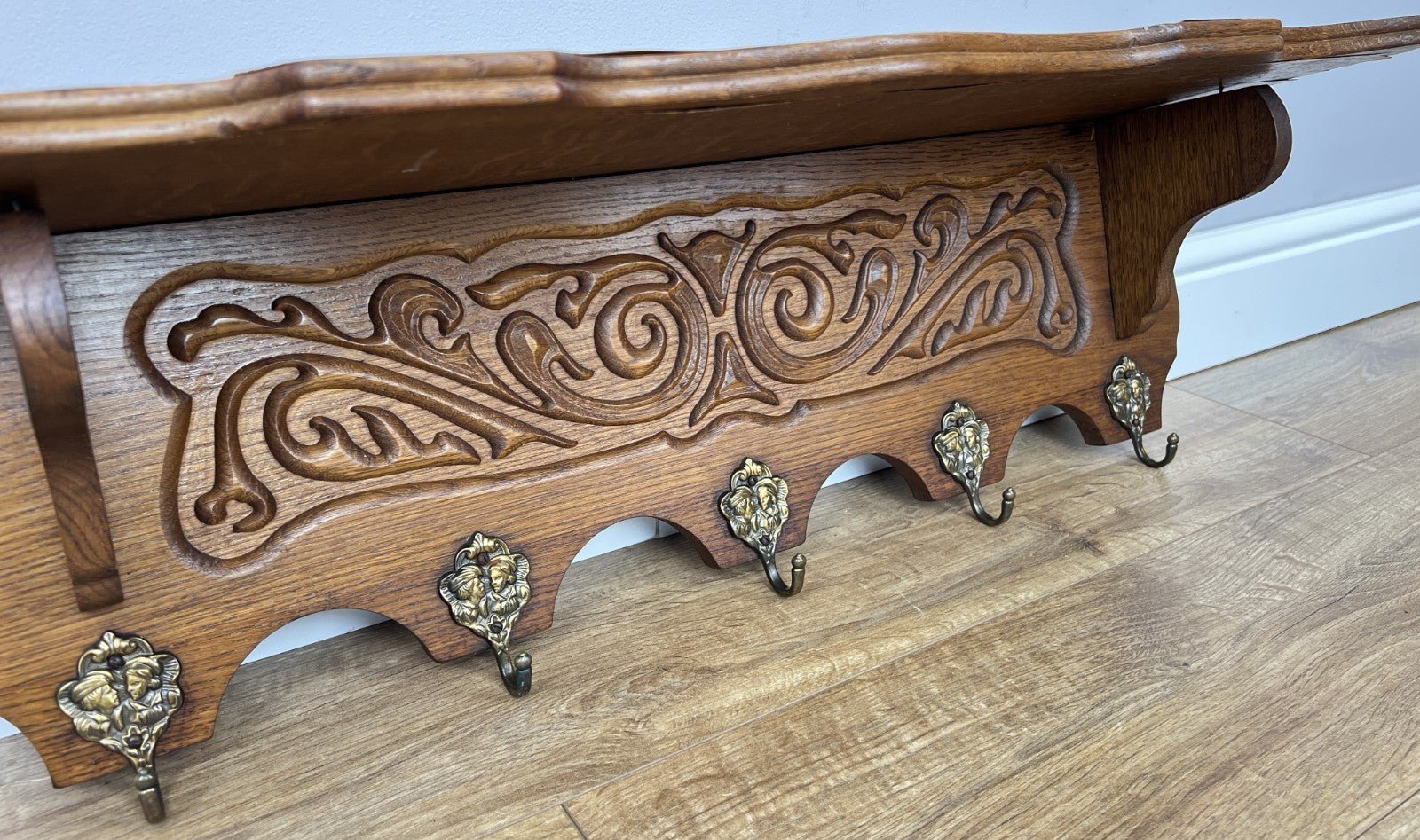 Coat Rack Vintage French Oak Wall Mounted 5 Hooks Carved Rack Hanger LOT 62043