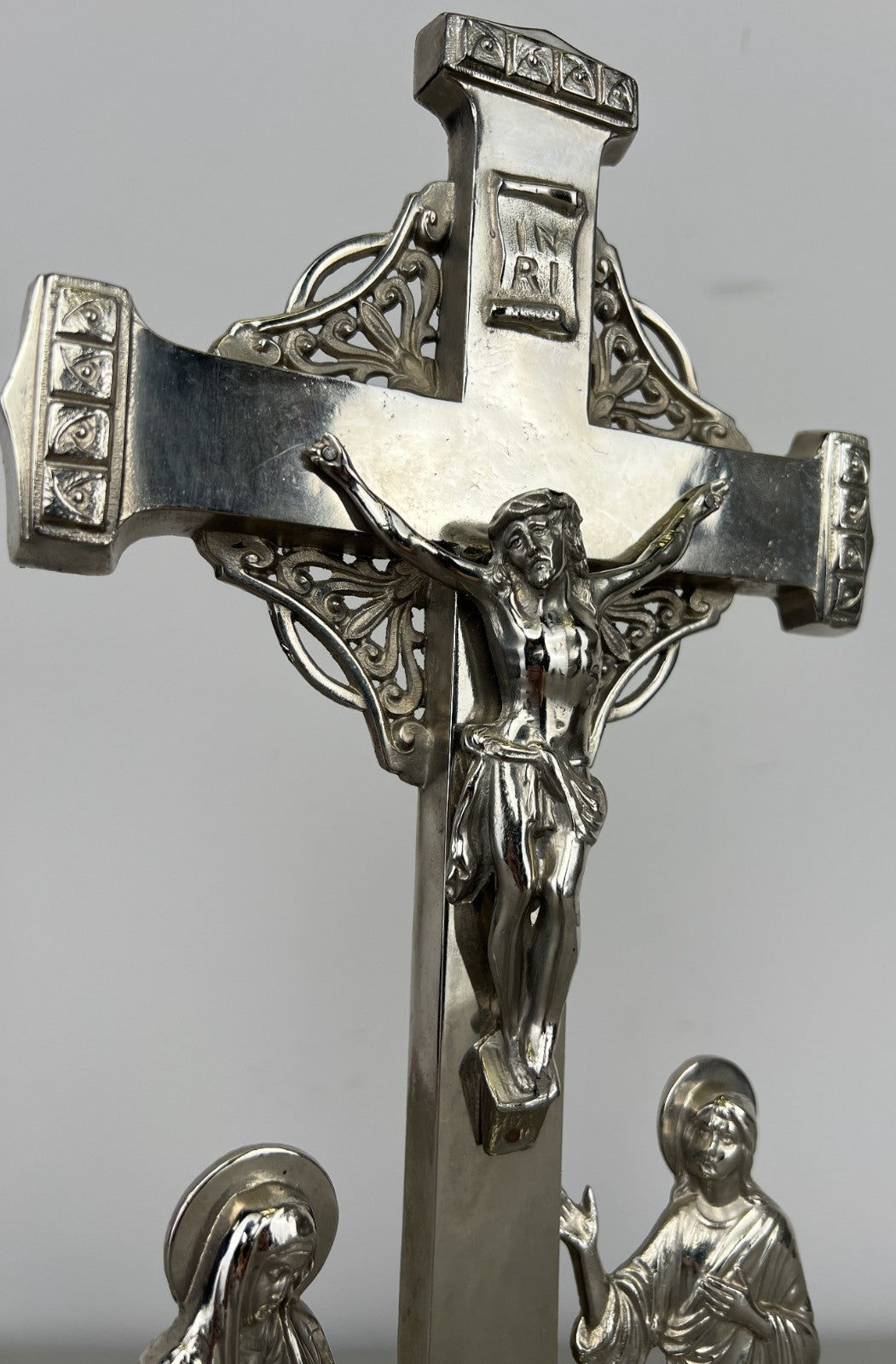 Crucifix Vintage French Style Metal Ornate Religious Figure LOT 64207