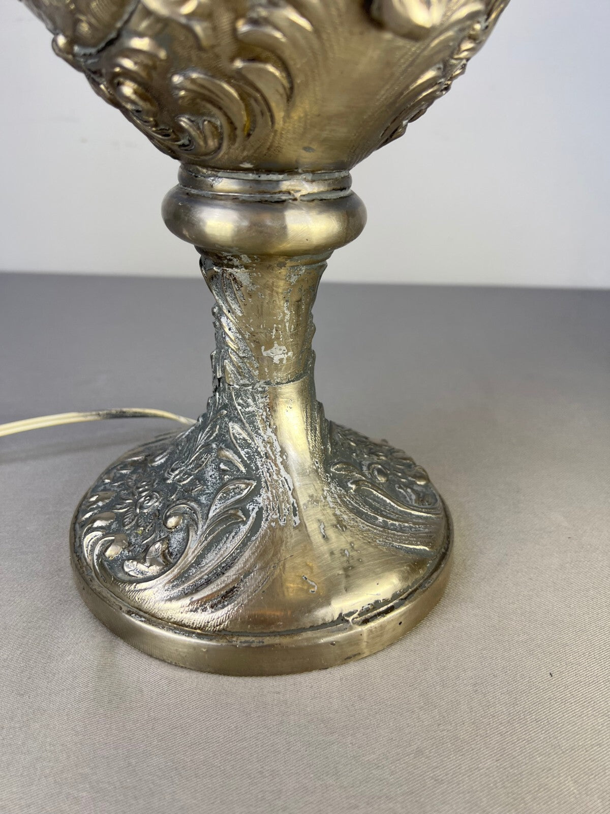 Lamp Antique Style Pewter Angel Table Lamp Pleated Glass Shade LOT 516913