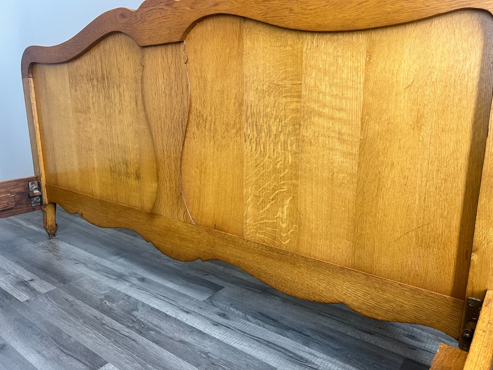 Bed Vintage French Louis XVI Double Bed Frame Oak Carved Headboard LOT 460711