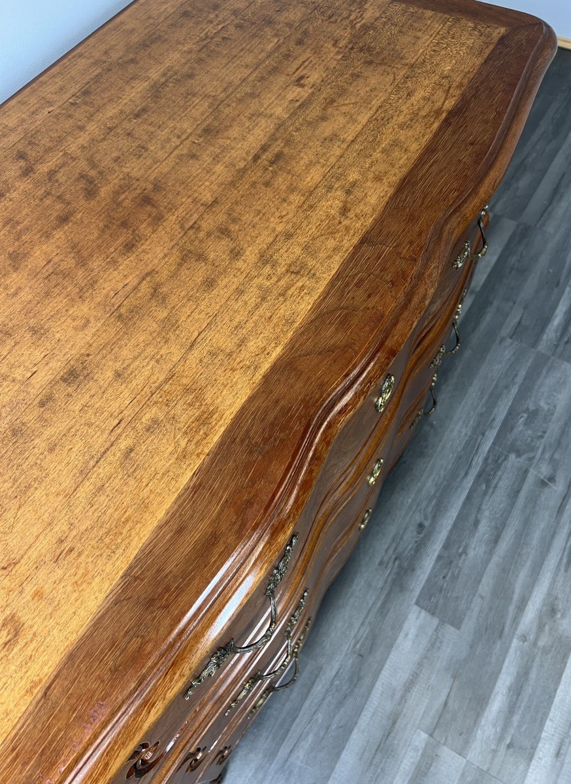 Chest of Drawers Vintage French Louis XVI Style with 3 Drawers Cabinet LOT 446710