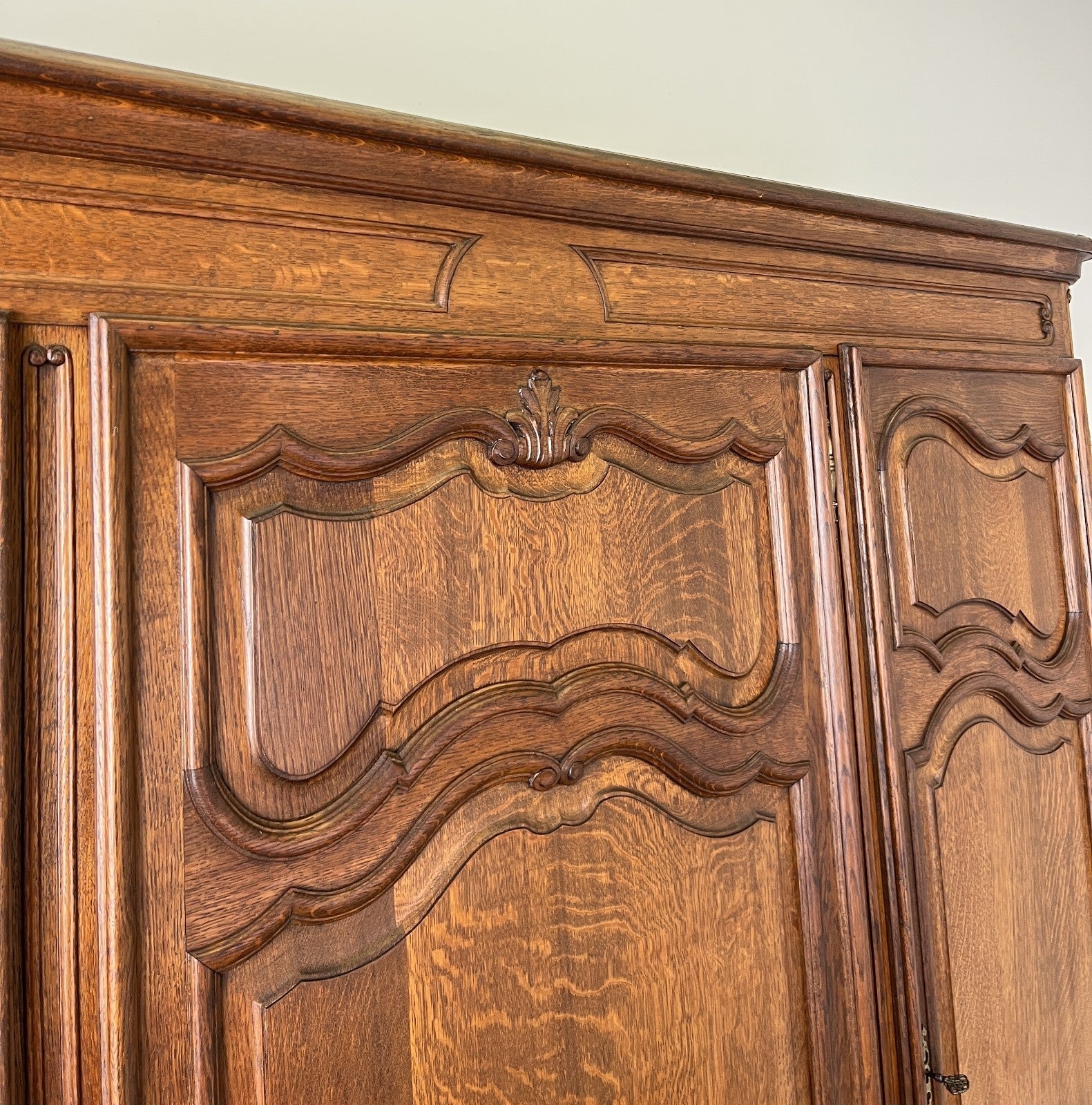 Wardrobe Vintage French Louis XVI Style Triple Door Oak Carved Armoire LOT 60784