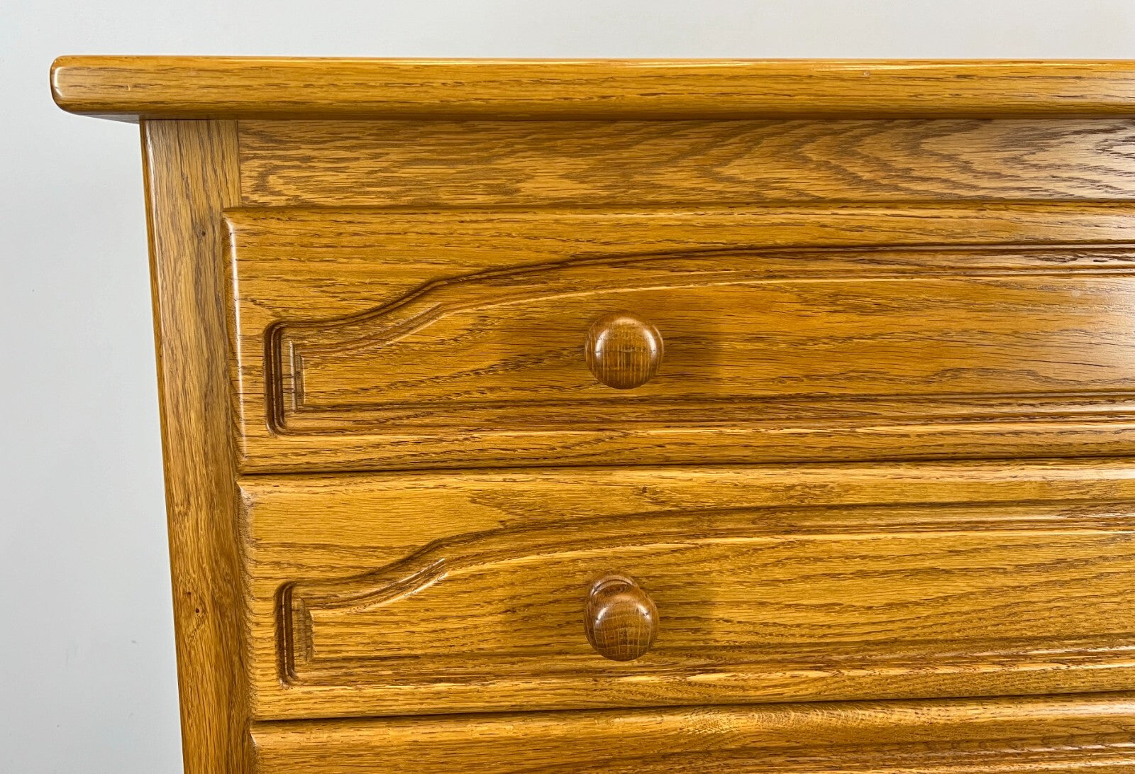 Chest of Drawers Vintage French Style 4 Drawer Cabinet Carved Sideboard LOT 31905