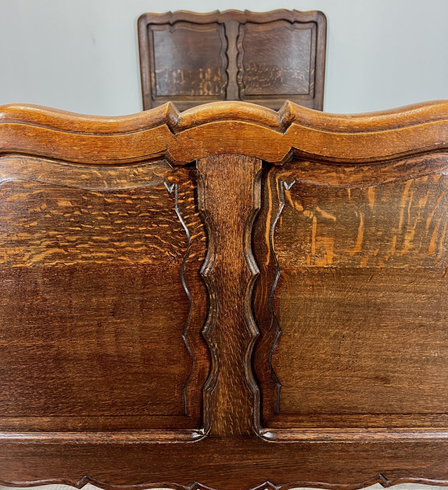 Bed Vintage French Louis XVI Single Bed Frame Oak Carved Headboard LOT 45926