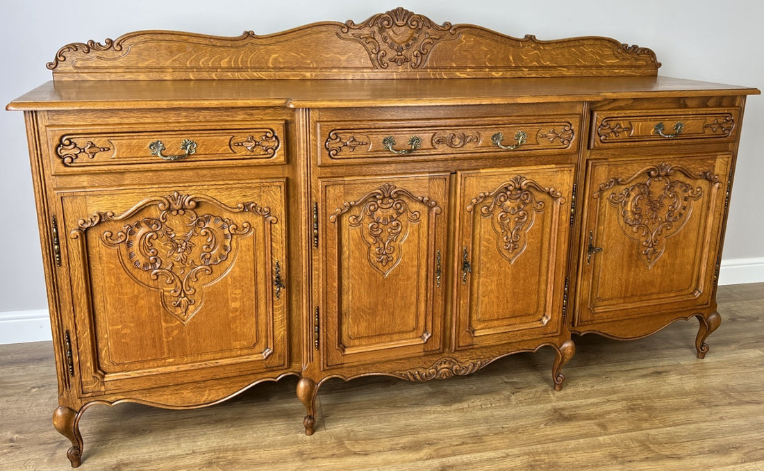 Sideboard Vintage French Louis XIV Style Oak Buffet Cabinet Cupboard LOT 48910
