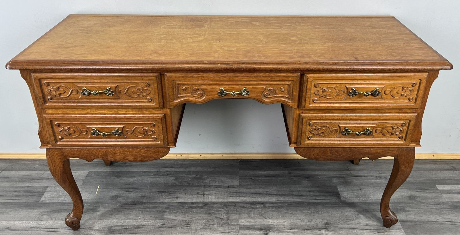 Cabinet Vintage French Louis XVI Style Carved Five Drawer Sideboard LOT 48050