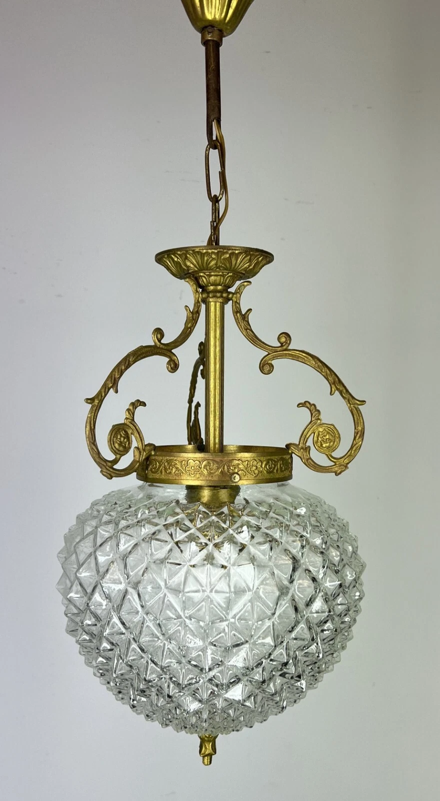 Ceiling Lamp Vintage Style Brass and Pressed Crystal Pendant Chandelier LOT 52530