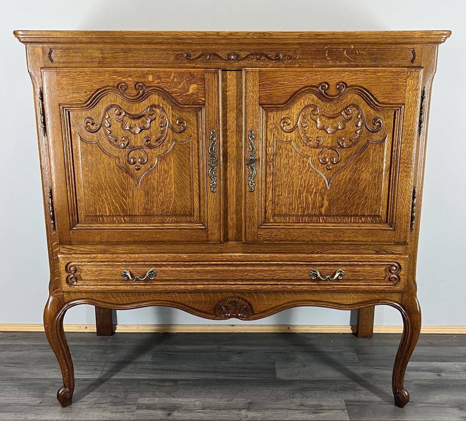 Cabinet Vintage French Louis XVI Style Oak Cupboard Carved Sideboard LOT 40171