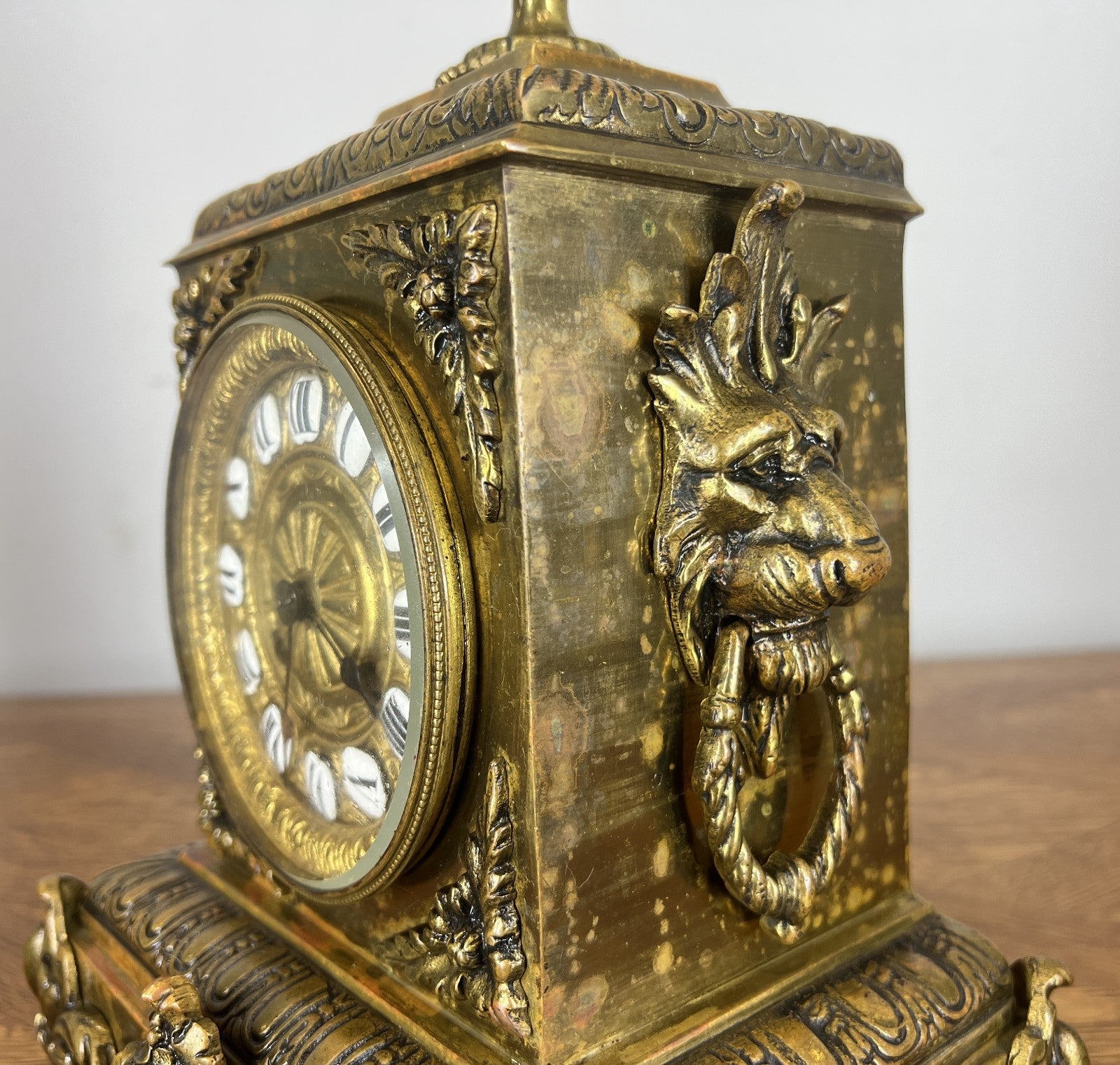 Clock Vintage French Style Clock Garniture with Candelabras LOT 46618