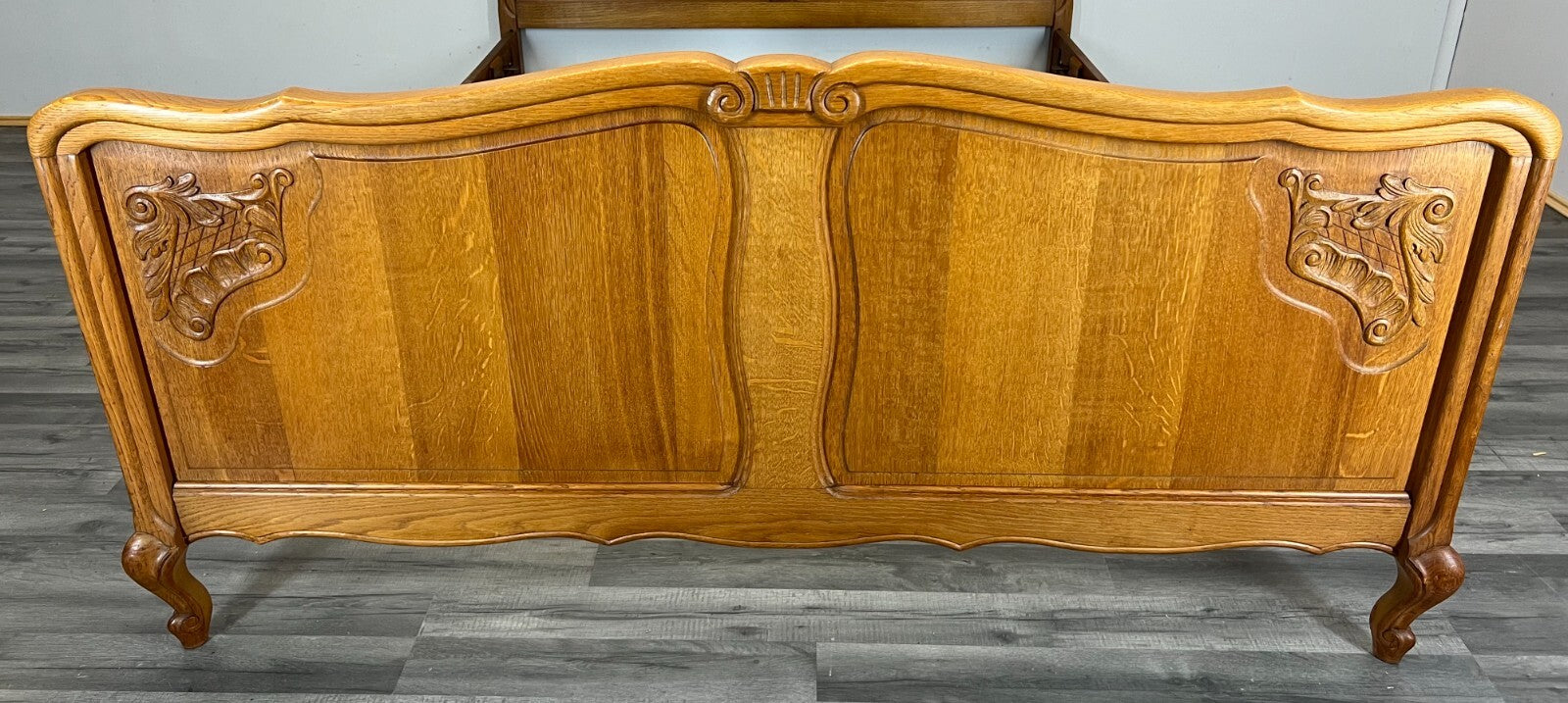 Bed Vintage French Louis XVI Oak Double Bed Frame Carved Headboard LOT 33393