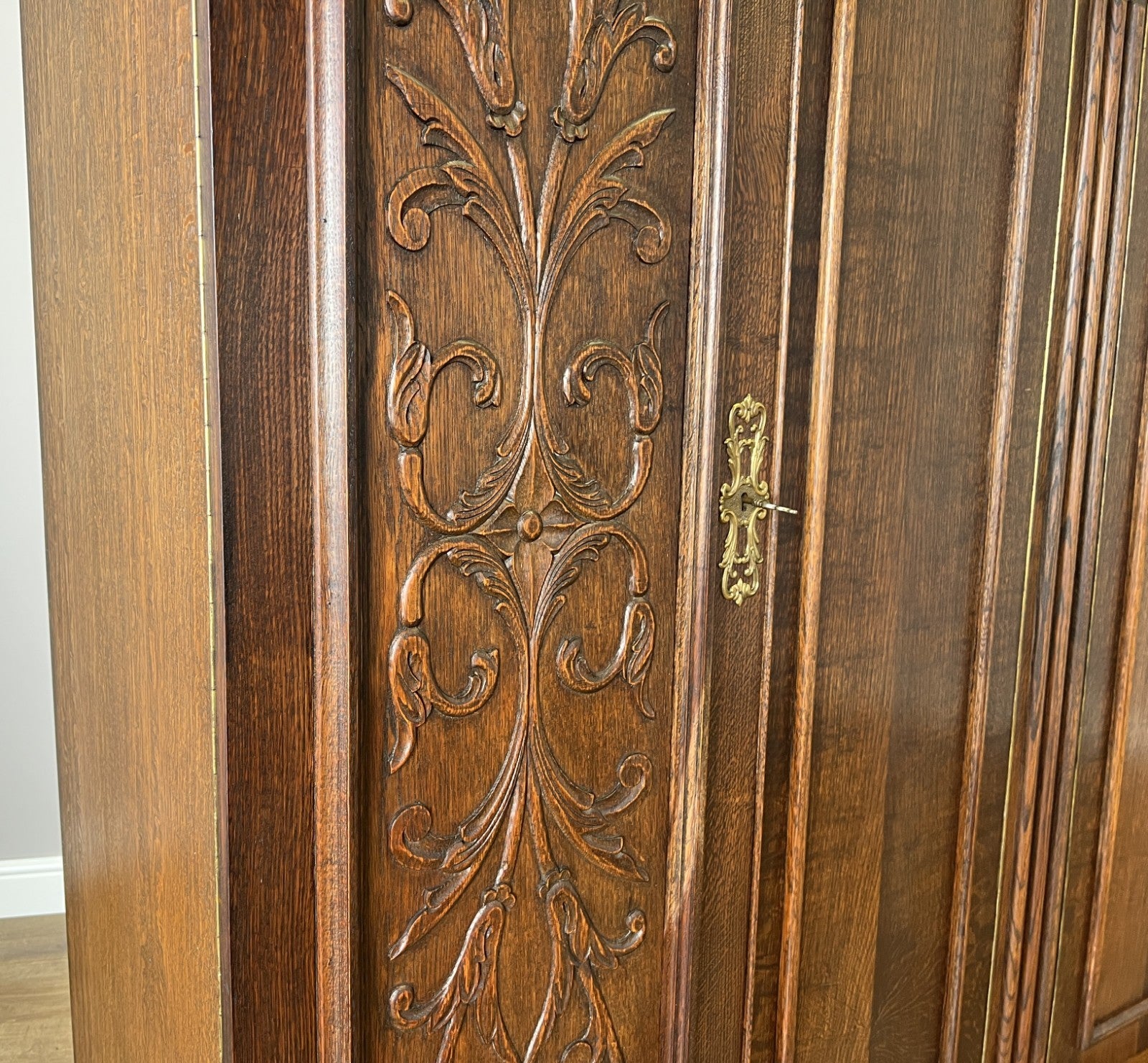 Wardrobe Vintage French Style Four Door Carved Armoire Cabinet LOT 61455