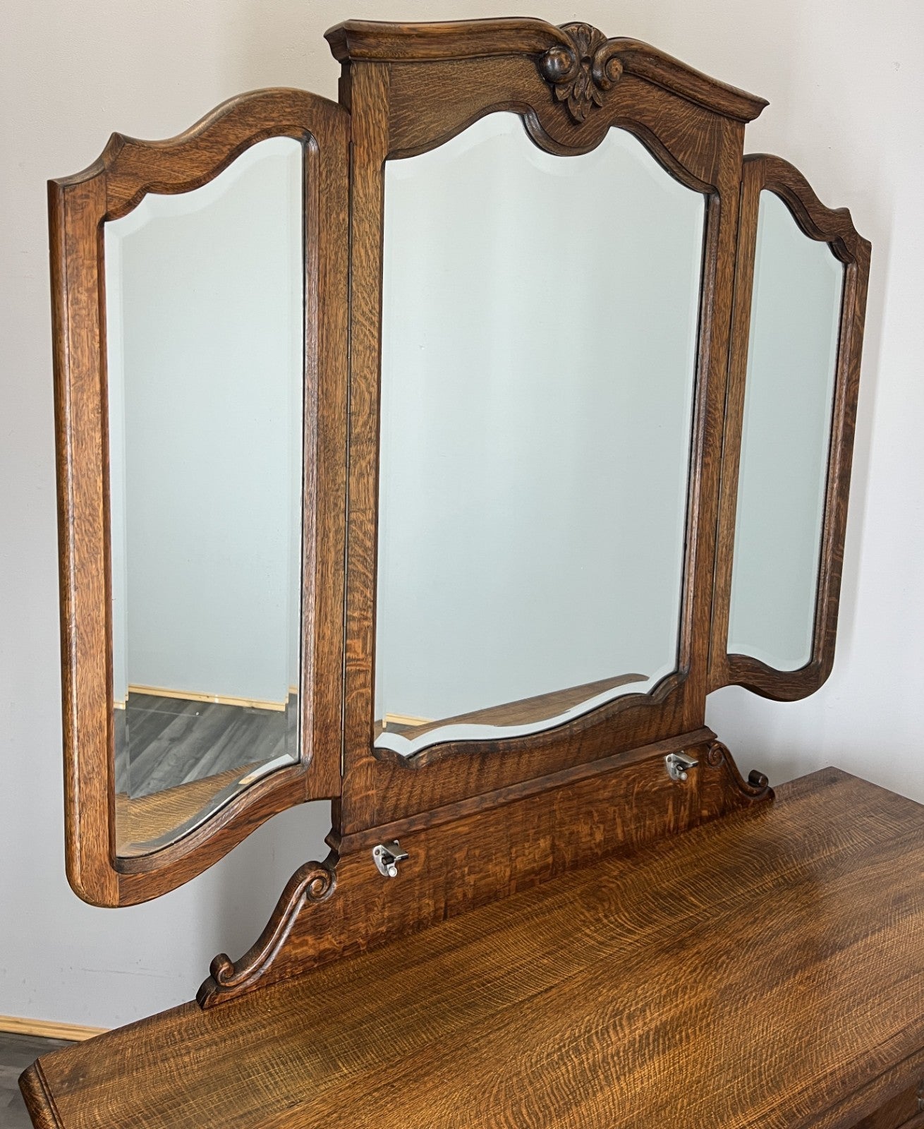 Vintage Dressing Table with Mirror French Louis Oak Vanity Table Makeup LOT 45192