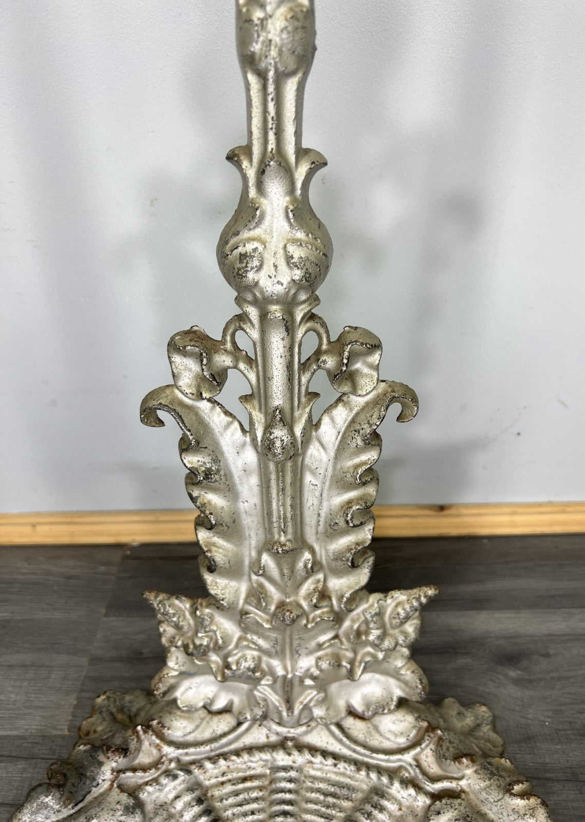 Umbrella Stand Vintage French Style Metal Ornate Hallway Stand LOT 47497