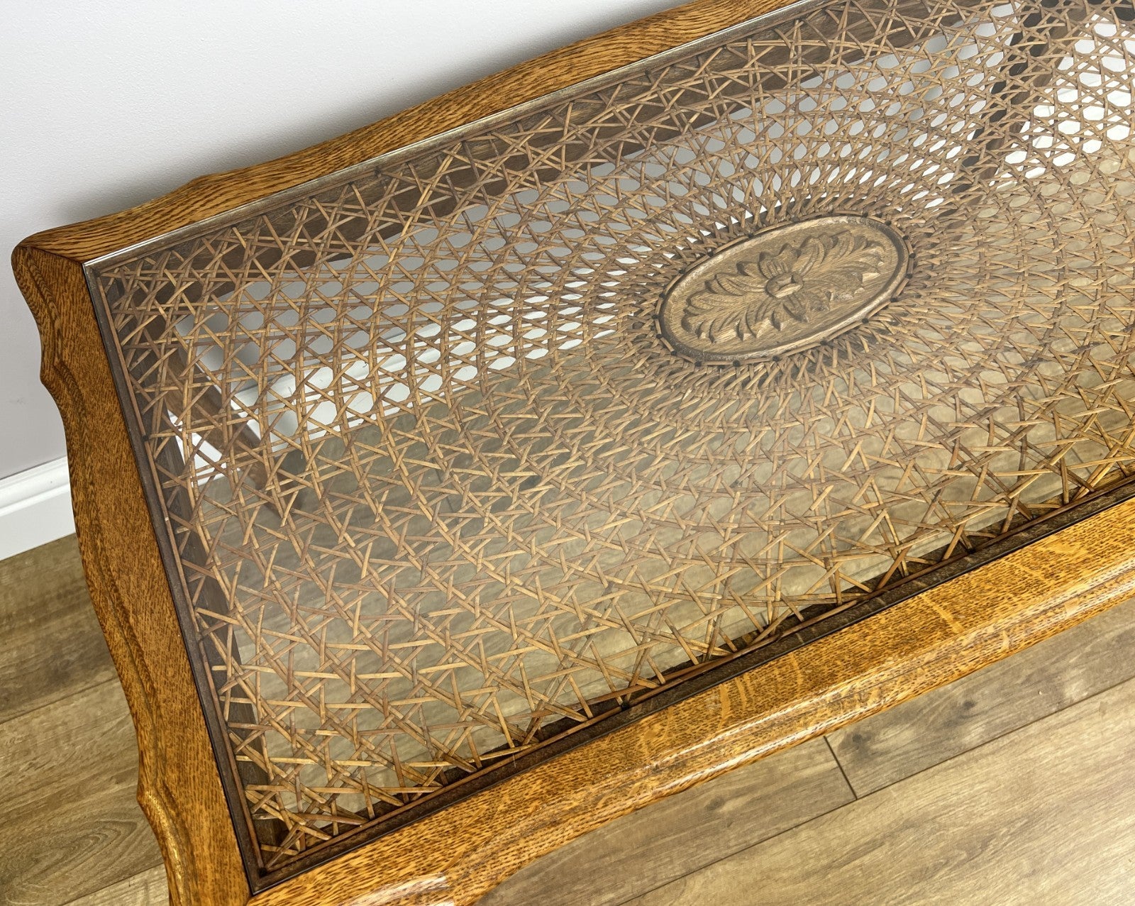 Coffee Table Vintage French Style Oak Carved Glass Top Side Table LOT 63105