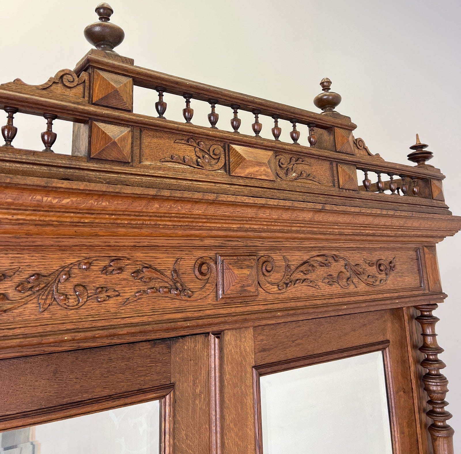 Wardrobe Antique French Oak Two Door Mirrored Carved Armoire Cabinet LOT 61536
