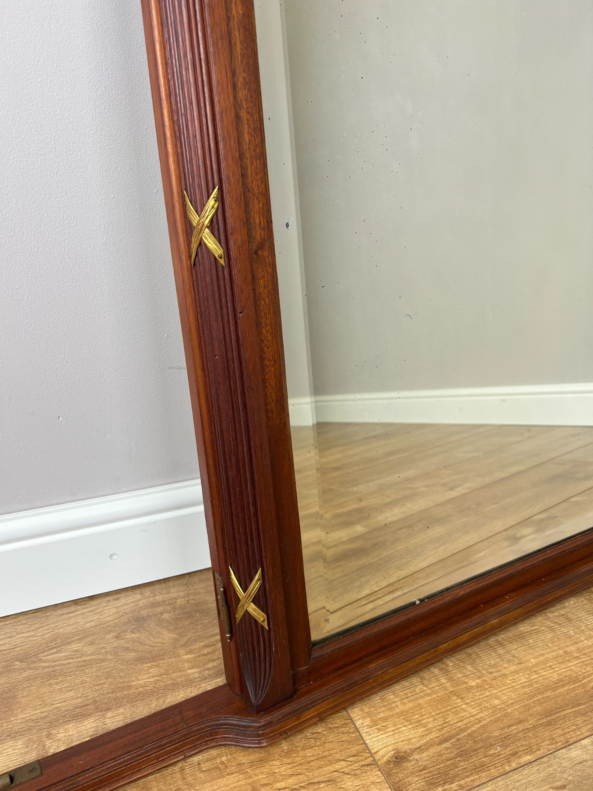 Mirror Antique French Walnut Wall Mirror Carved Decorative Frame LOT 61386