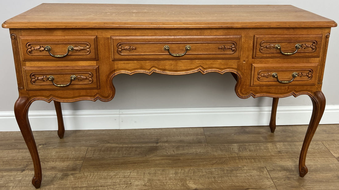 Cabinet Vintage French Louis XIV Oak Sideboard with Carved Cupboard LOT 48710