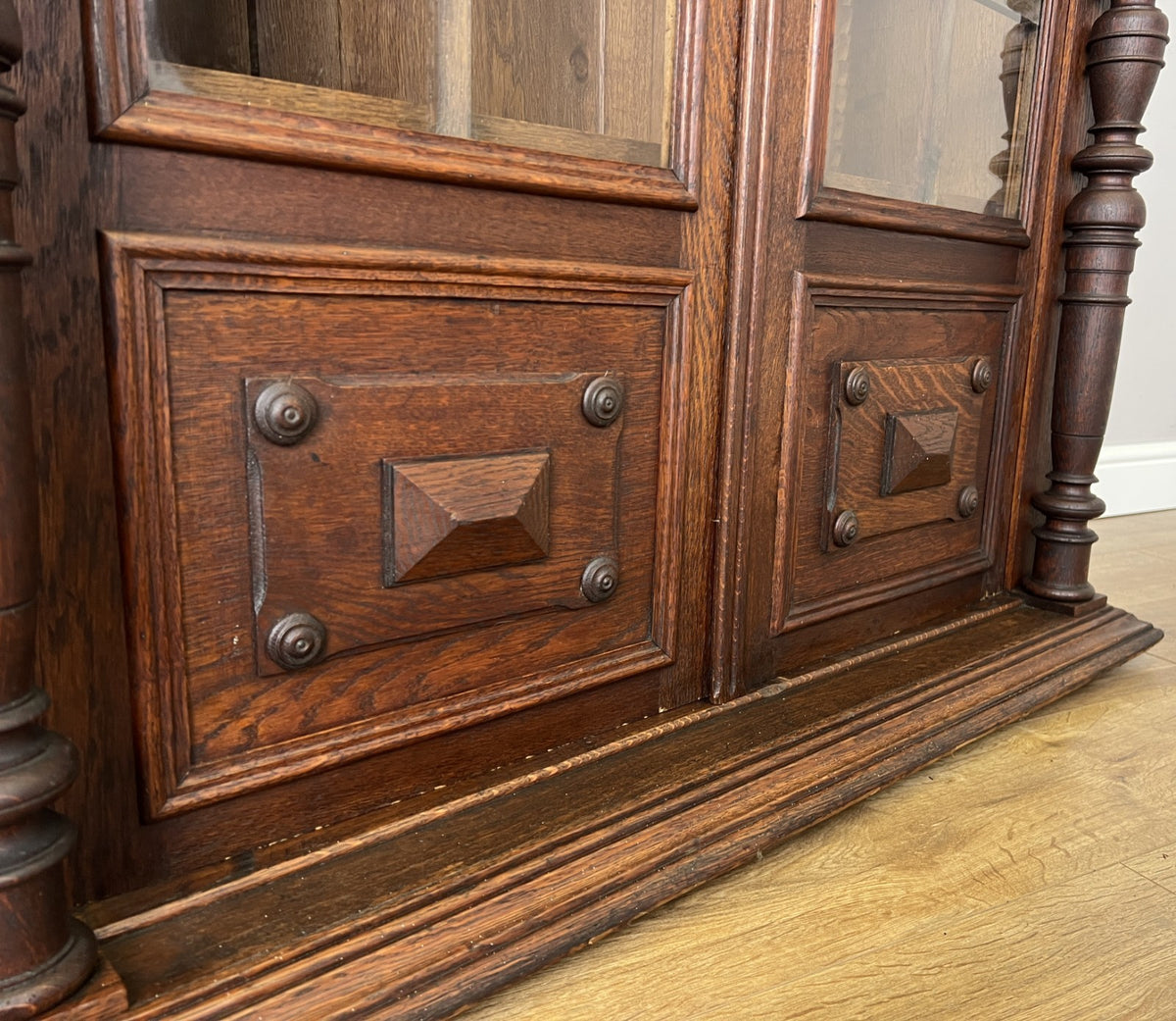 Bookcase Antique French Style Glazed Display Cabinet Oak Sideboard LOT 6545