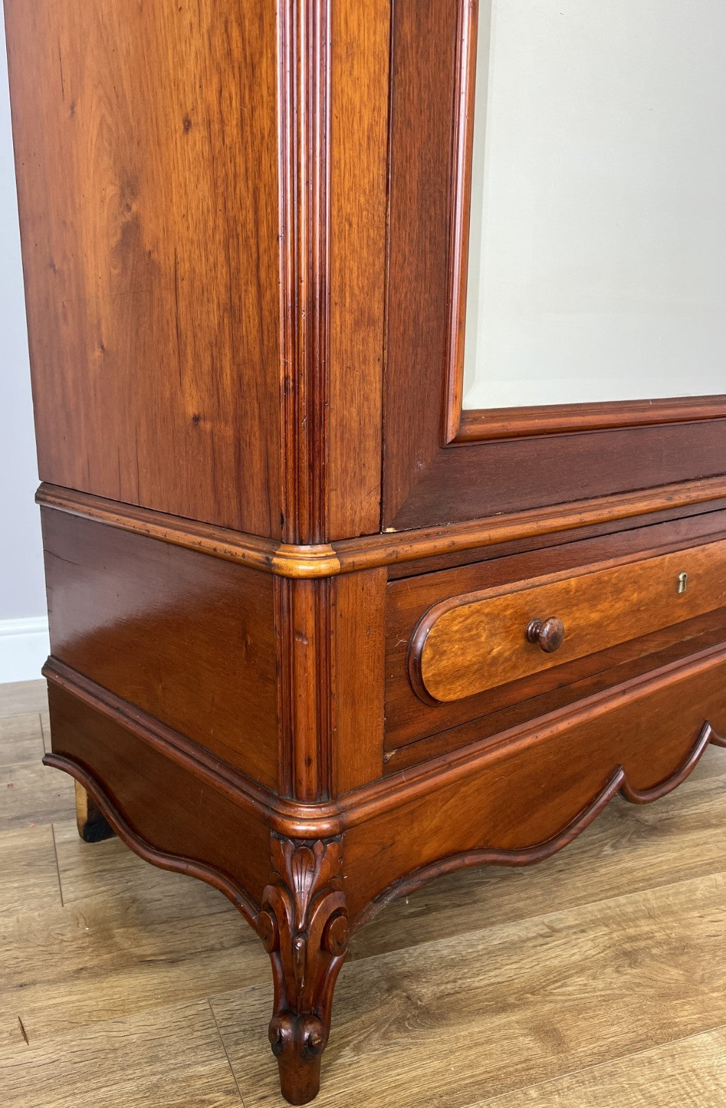 Wardrobe Antique French Style Mahogany Mirrored Carved Armoire Cabinet LOT 61578