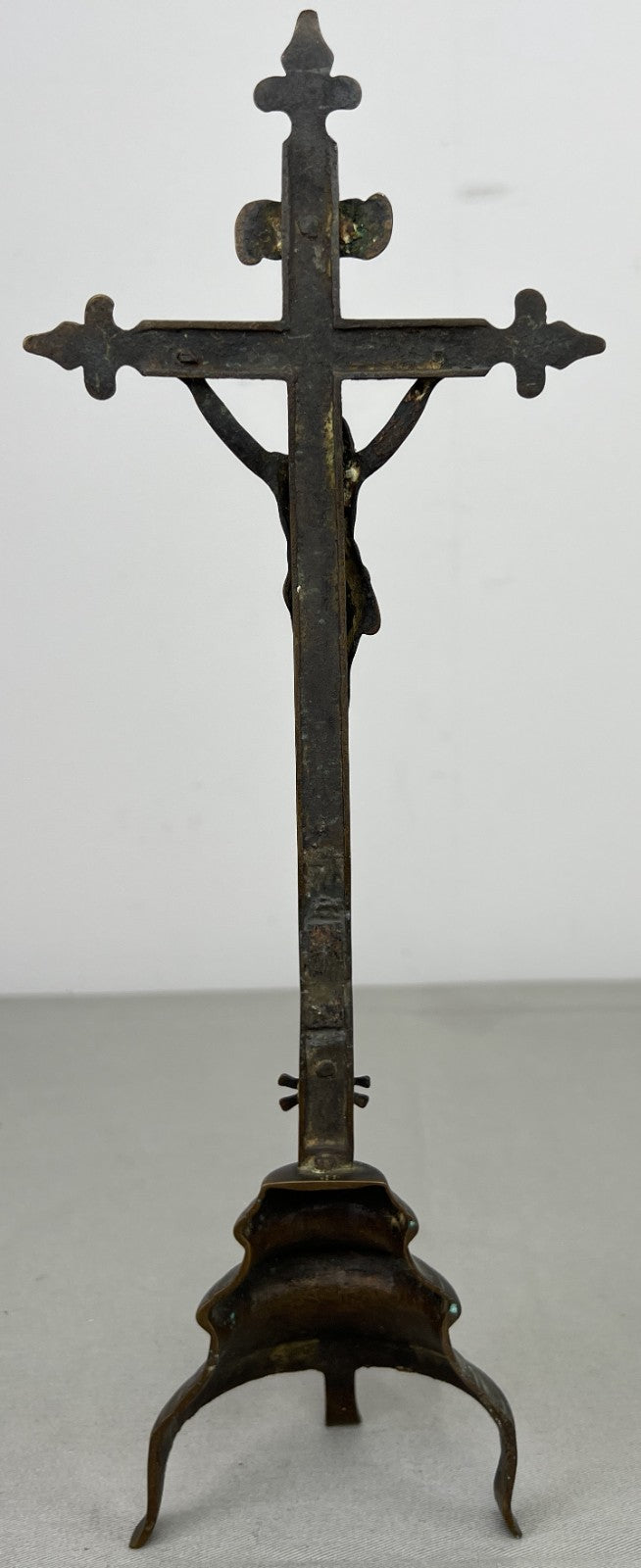 Crucifix Vintage French Style Religious Cross Standing Ornament LOT 64427