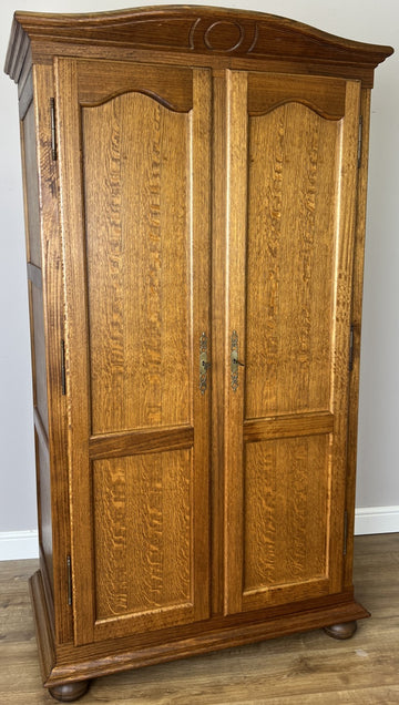 Wardrobe Vintage French Style Oak Two Door Carved Armoire Cabinet LOT 61280
