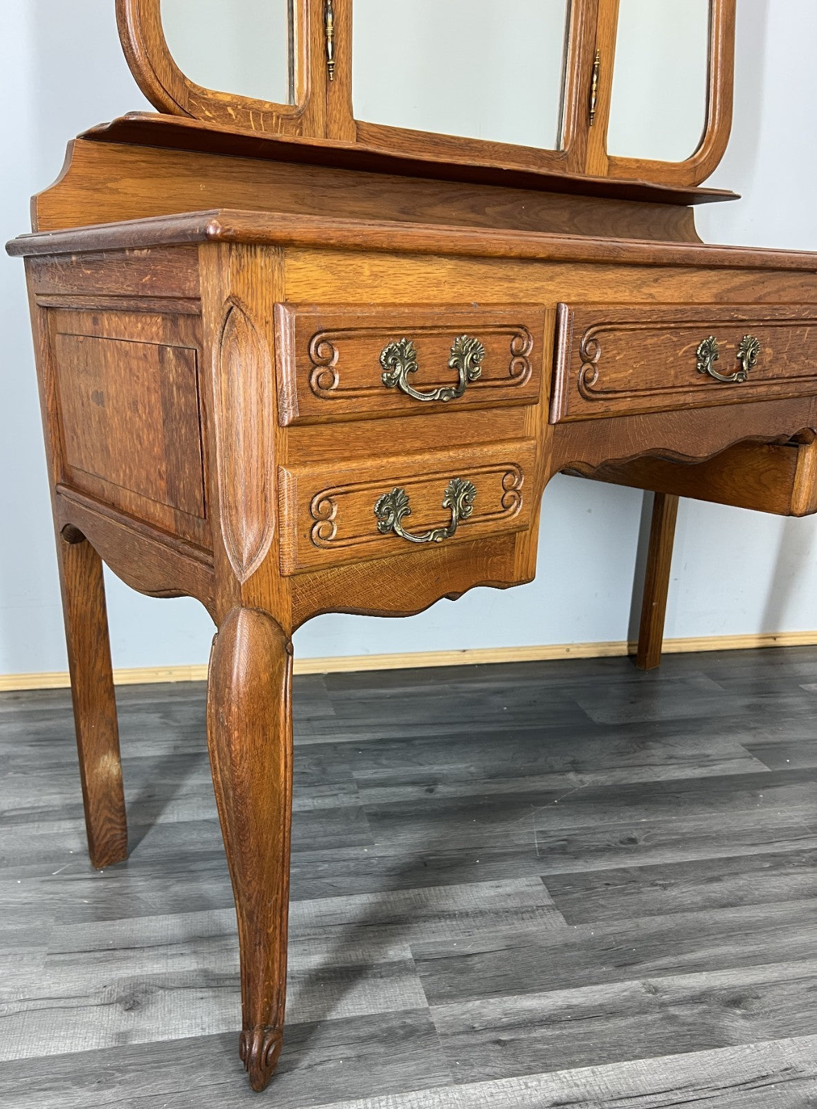 Vintage Dressing Table with Mirror French Oak Louis Vanity Table Makeup LOT 45597