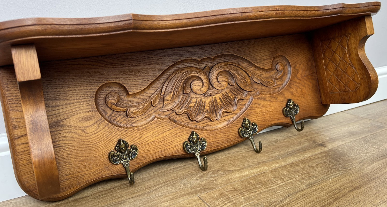 Coat Rack Vintage French Oak Wall Mounted 4 Hooks Carved Rack Hanger LOT 62931