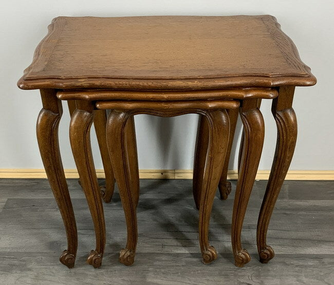 Nest of Tables Vintage French Louis XIV Oak Set of Three Side Tables LOT 6432