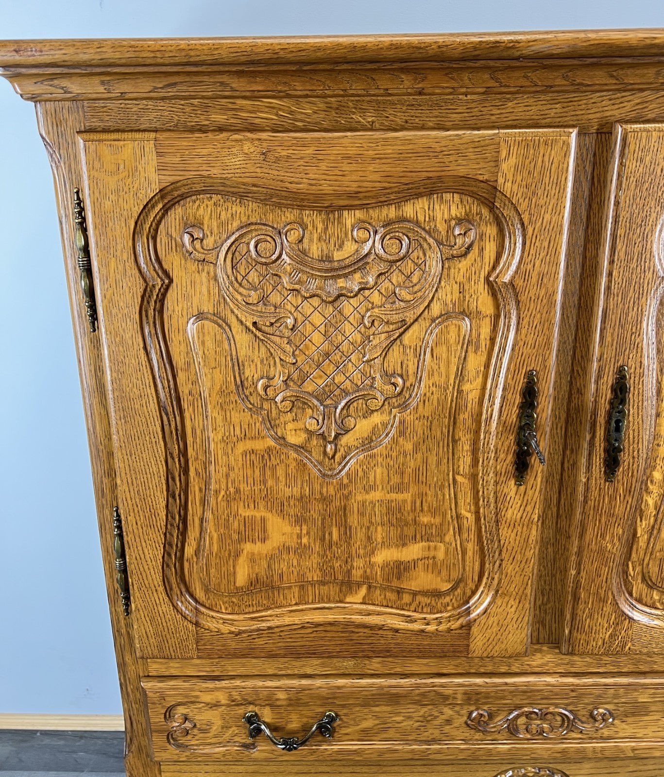 Cabinet Vintage French Louis XVI Oak Sideboard Carved Panels Cupboard LOT 43323