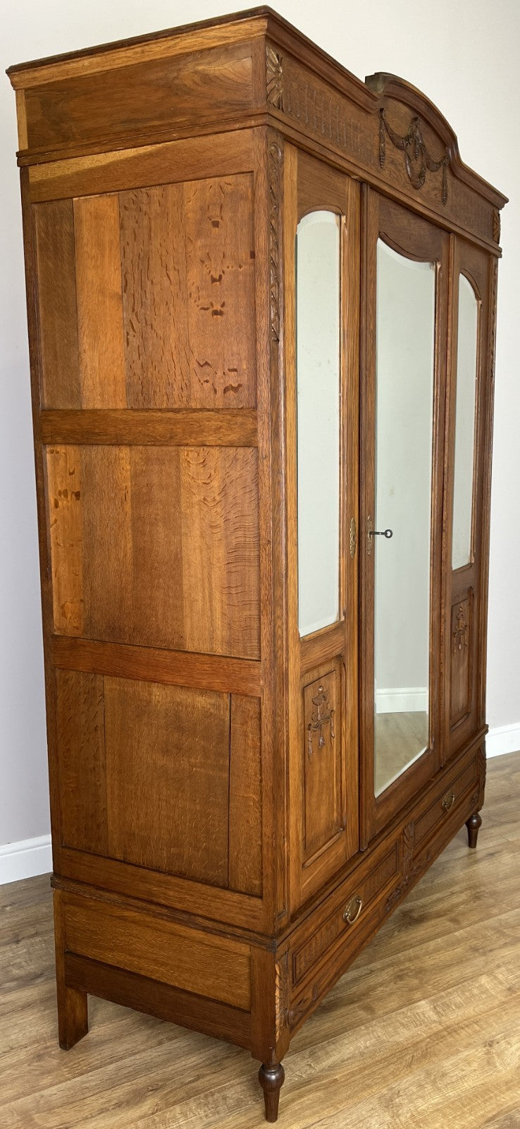 Wardrobe Antique French Oak Two Door Mirrored Carved Armoire Cabinet LOT 609716